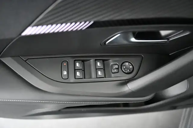 Peugeot 2008 view 28