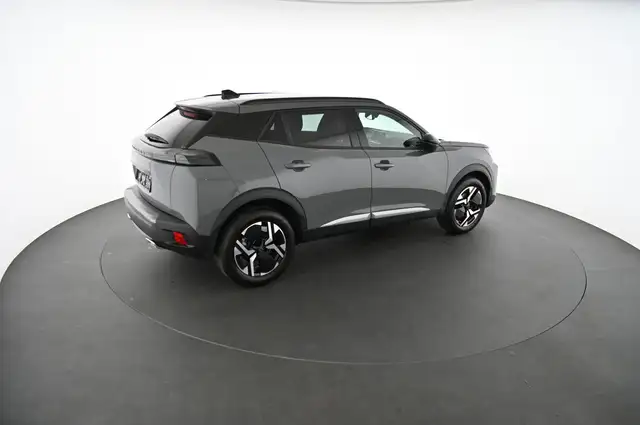 Peugeot 2008 view 4