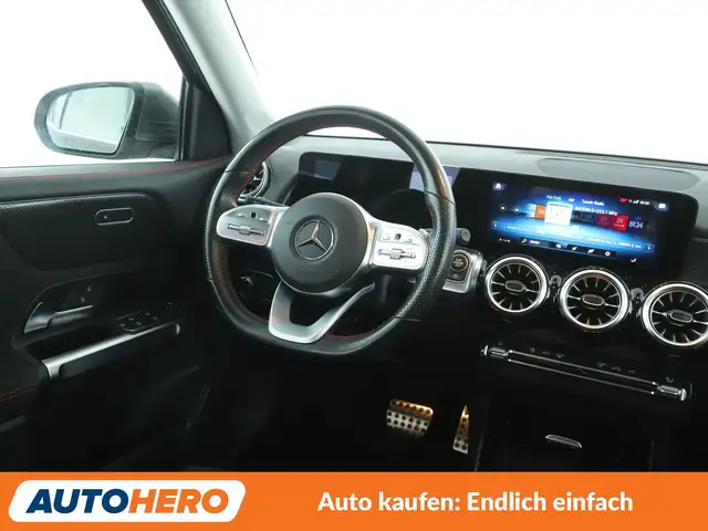 Mercedes-Benz 250 view 13