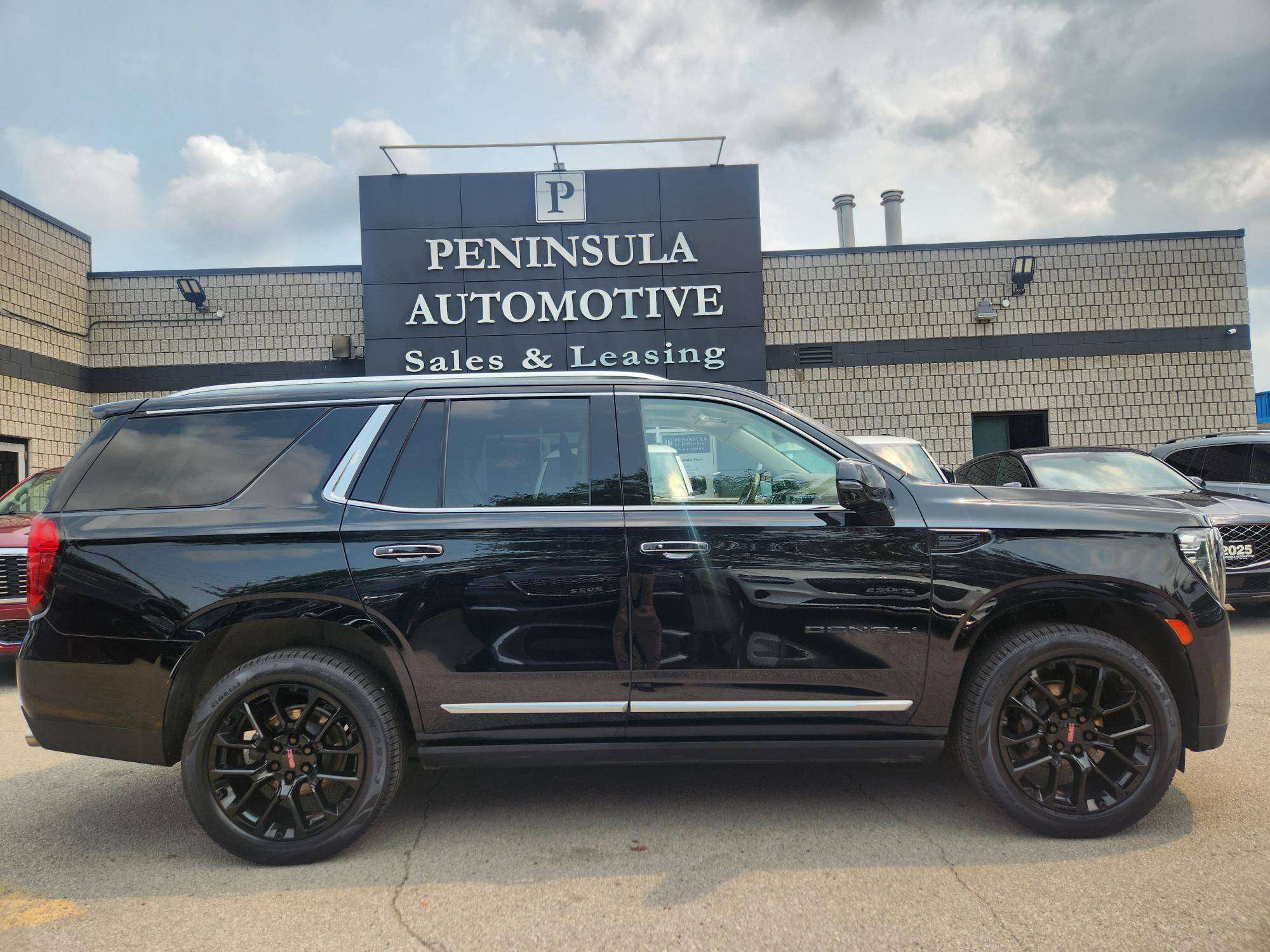 2023 GMC Yukon