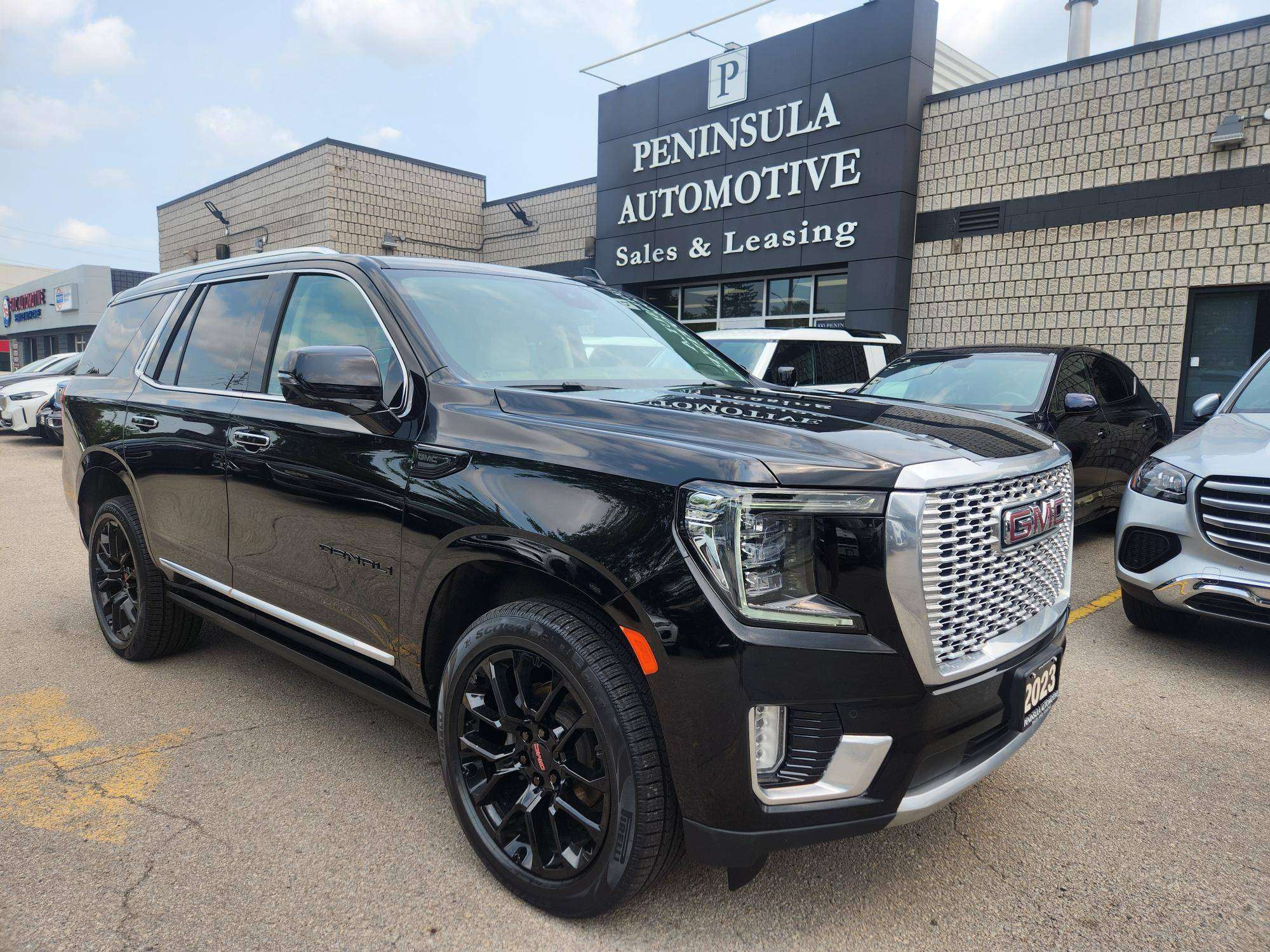 Onyx Black 2023 GMC Yukon SUV / Crossover Four-Wheel Drive Automatic