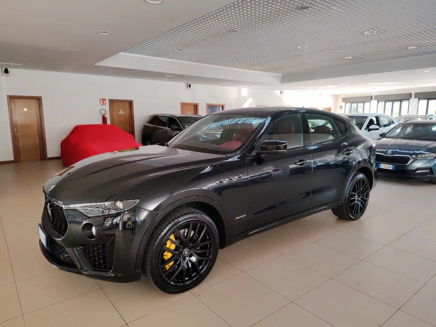 Maserati Levante 3.0 V6 Diesel 275cv AWD Gransport Pelle Matrix 21” Schwarz - 1