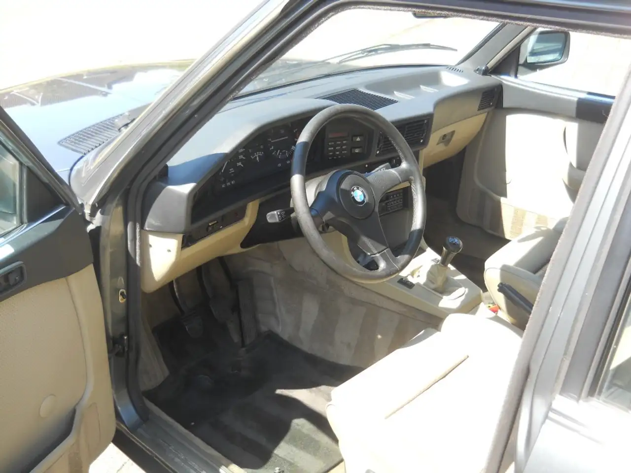 BMW 528i E28 origineel NL, foto 10