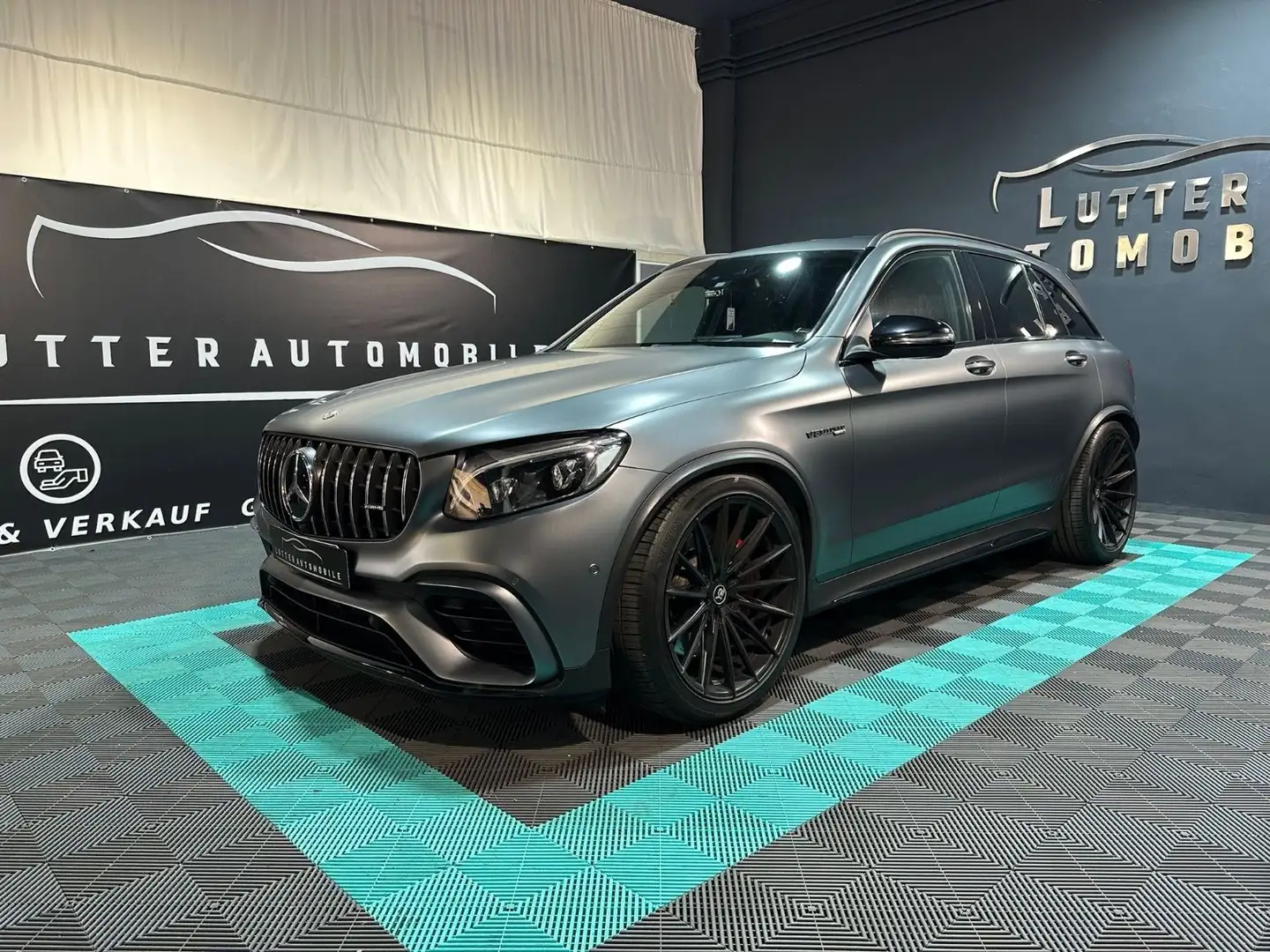 Mercedes-Benz GLC 63 AMG GLC63'S AMG 4Mati*RFK*HEAD-UP*AHK*PERF*EDITION 1 Grau - 1