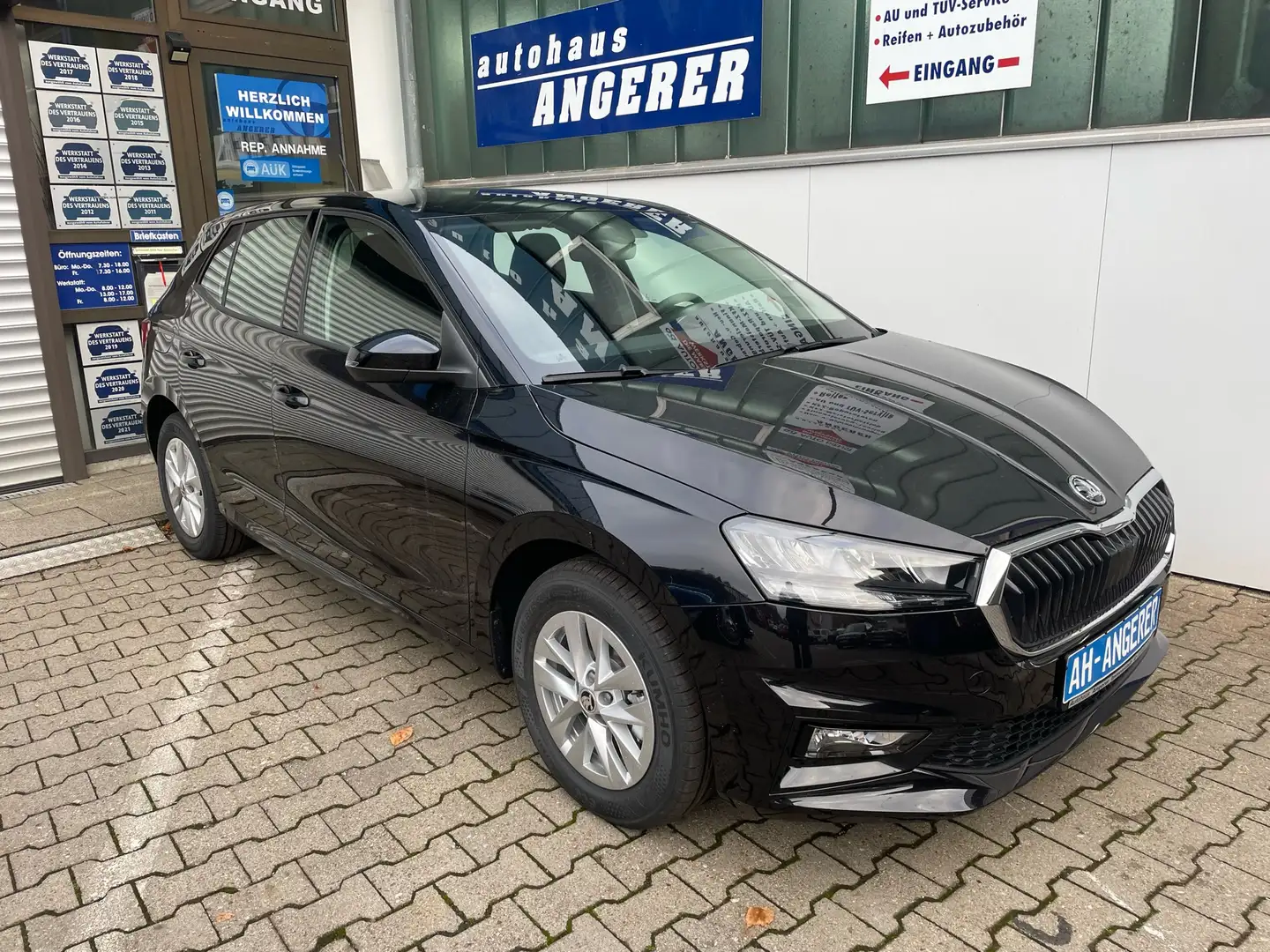 Skoda Fabia 1.0 TSI Drive Plus, 116 PS,5-Jahre-Gar., Vorlauf Zwart - 2
