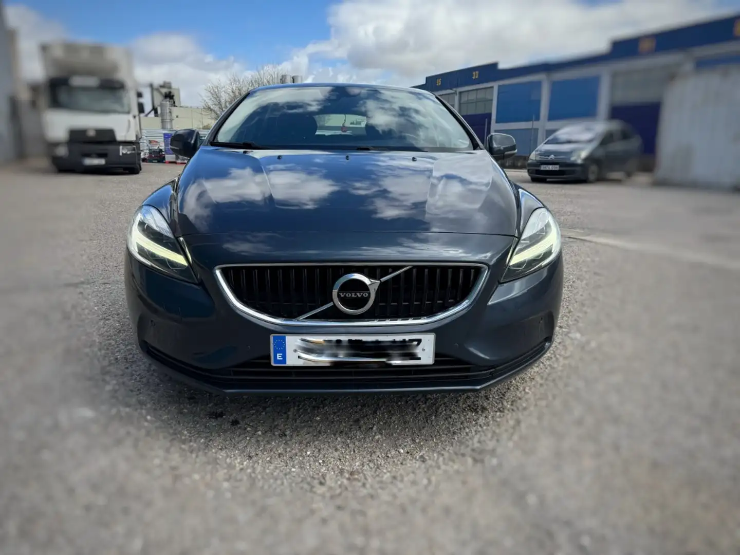 Volvo V40 D2 Momentum 120 - 2