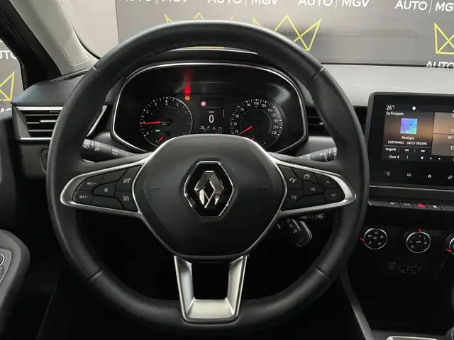 Renault Clio view 10