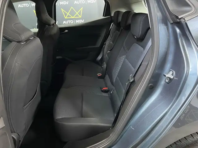Renault Clio view 13