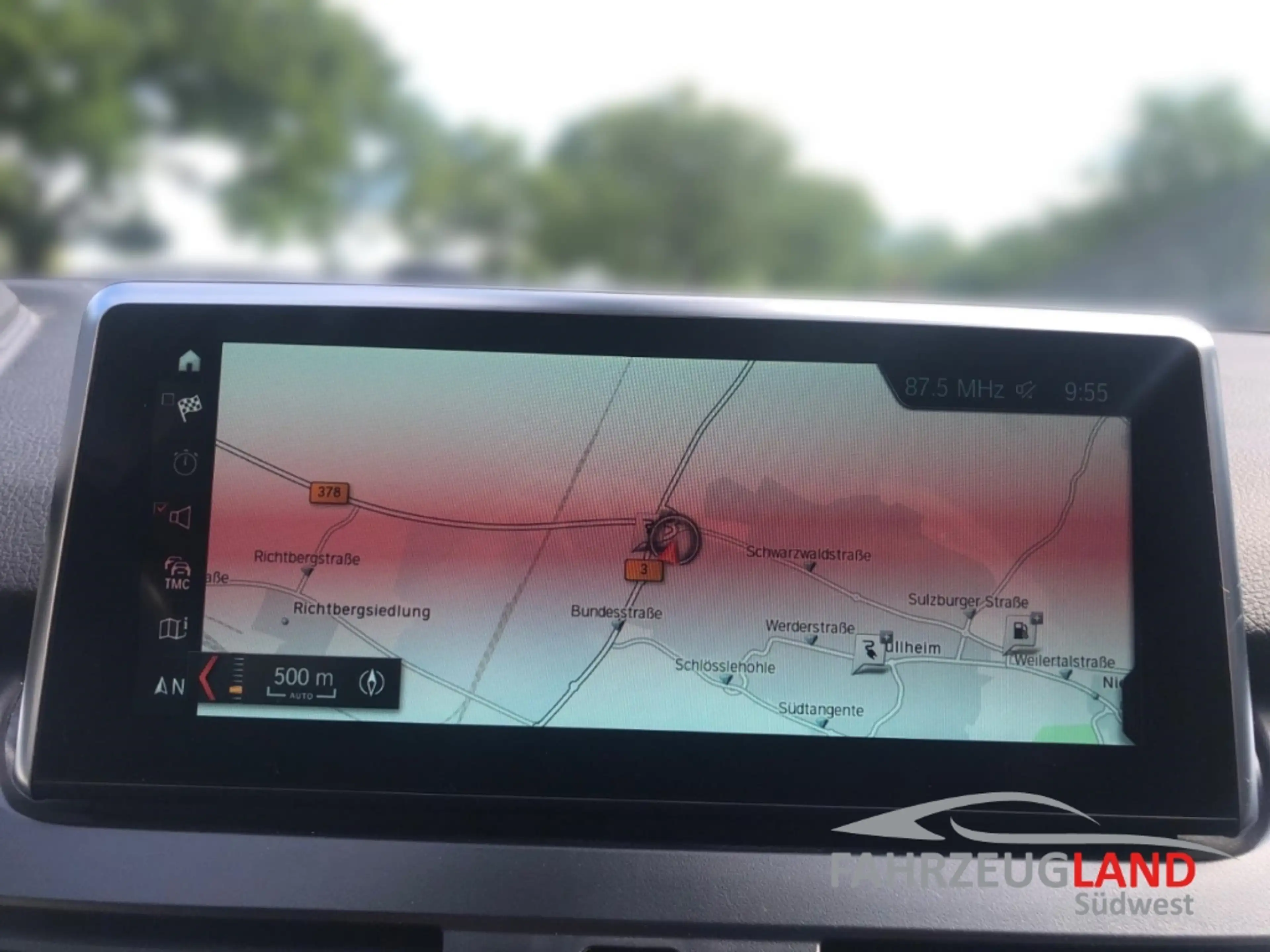 BMW 225 Active Tourer xe M Sport Pano Leder Navi Park-Assi — photo 9
