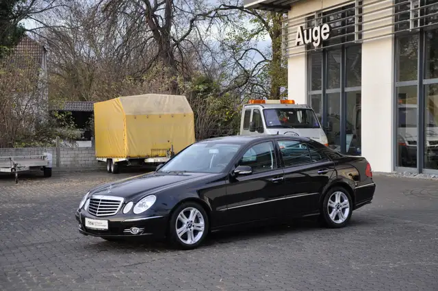 Mercedes-Benz E 350 Lim. E 350 CGI Avantgarde *PDC*SHZ*NAV*