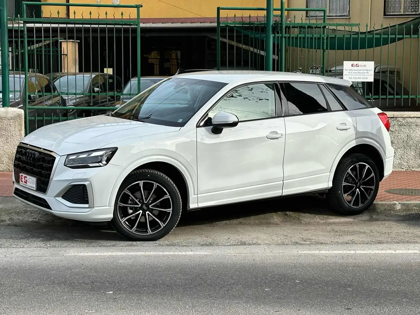 Audi Q2 30 TDI S tronic Business Advanced MATRIX 18" Bianco - 1