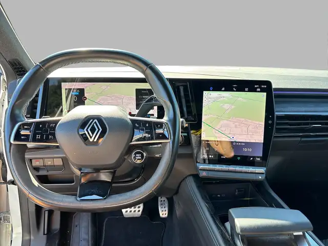 Renault Austral view 9