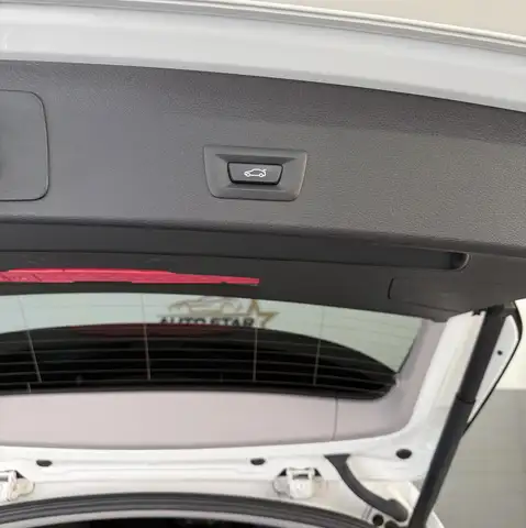 BMW X1 view 9