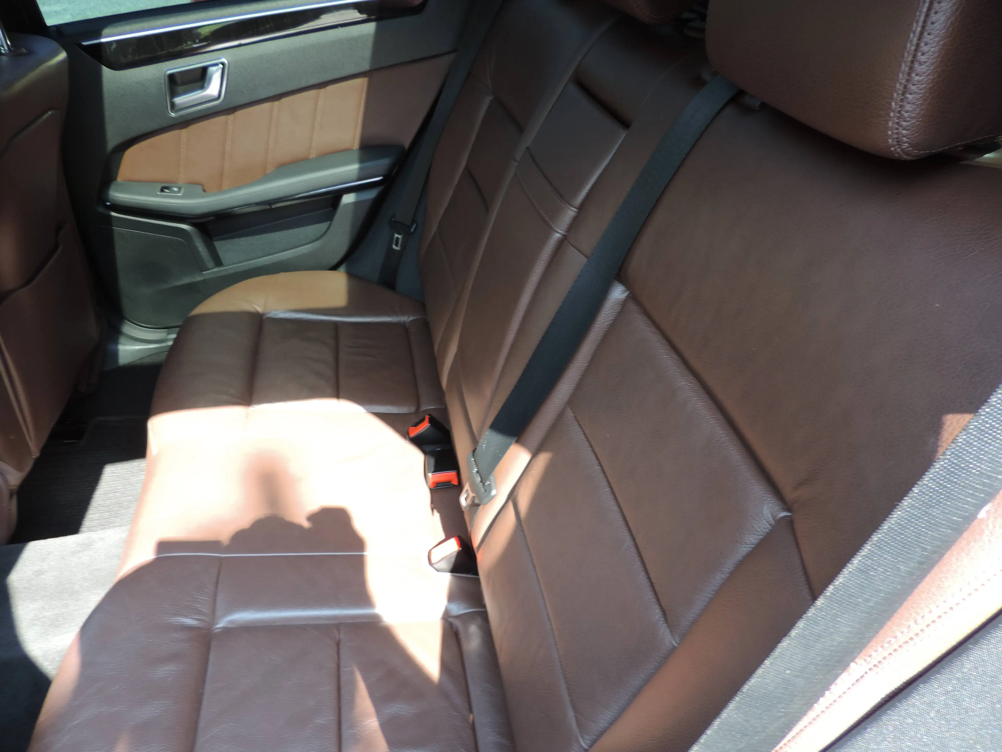 Mercedes-Benz E 250 E 250 CDI BlueEfficiency super Zustand Vollausstattung — photo 15
