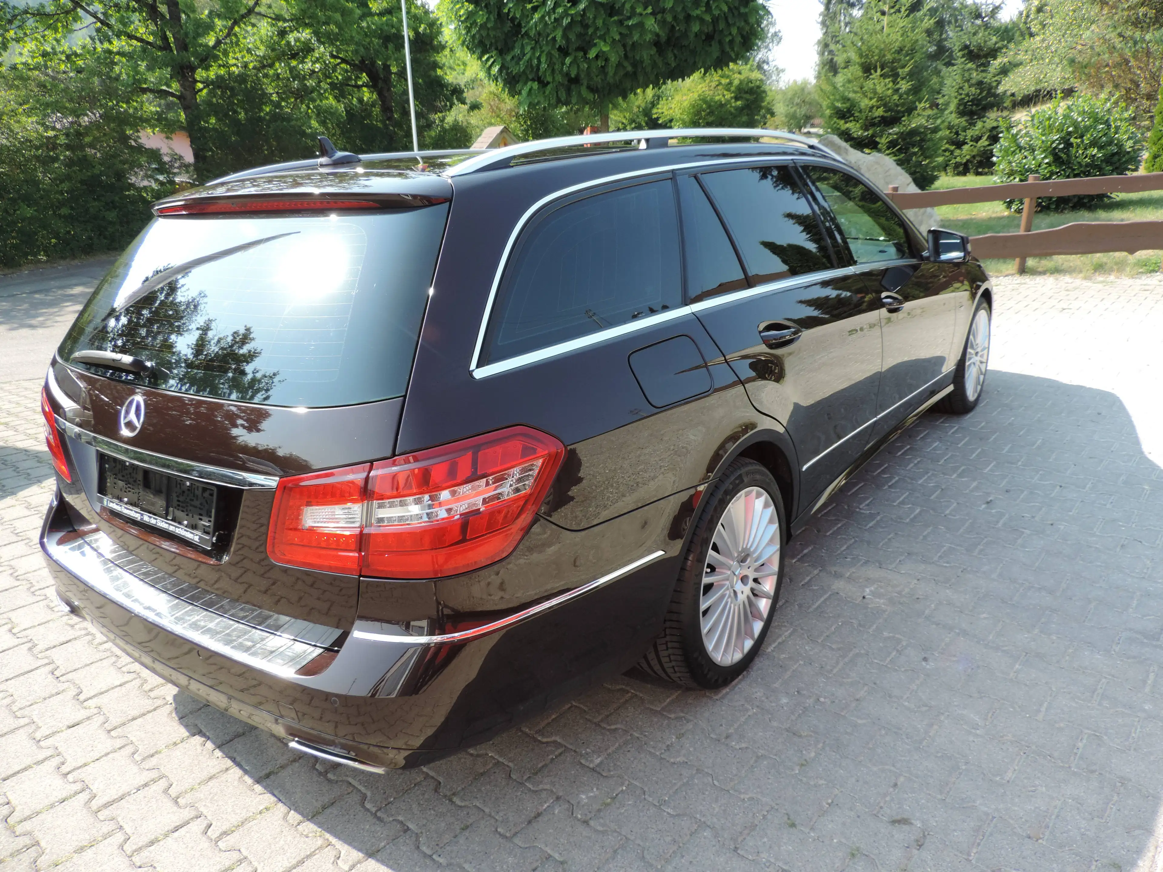 Mercedes-Benz E 250 E 250 CDI BlueEfficiency super Zustand Vollausstattung — photo 6