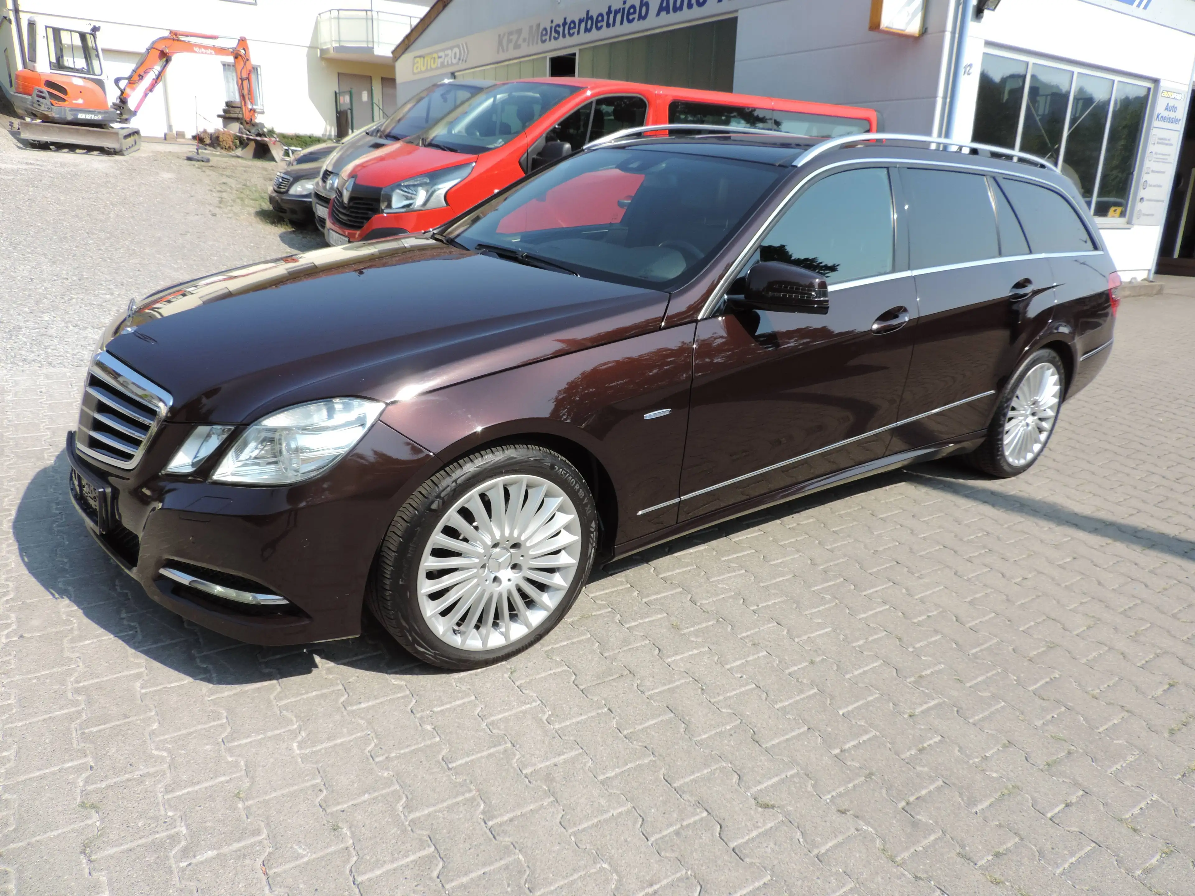 Mercedes-Benz E 250 E 250 CDI BlueEfficiency super Zustand Vollausstattung