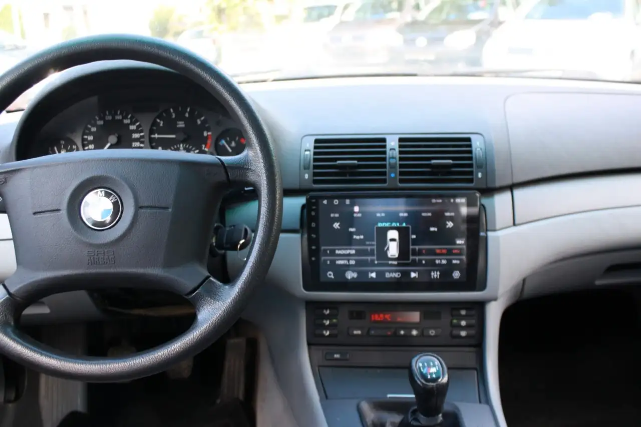 BMW 318 i TÜV/AU 07/2028, foto 11