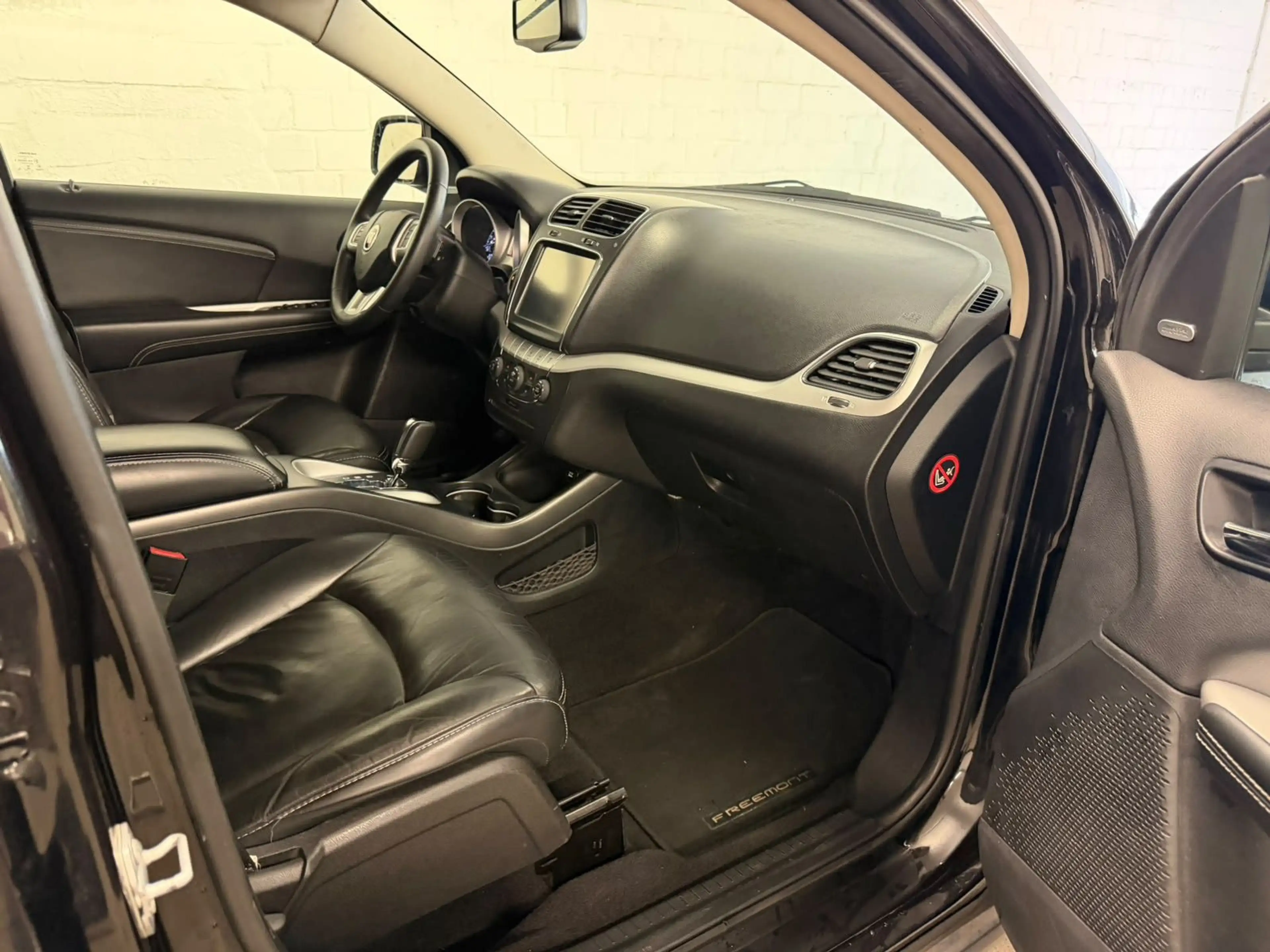 Fiat Freemont Black Code AWD, 1. Hand, 280 PS, V6 — photo 11