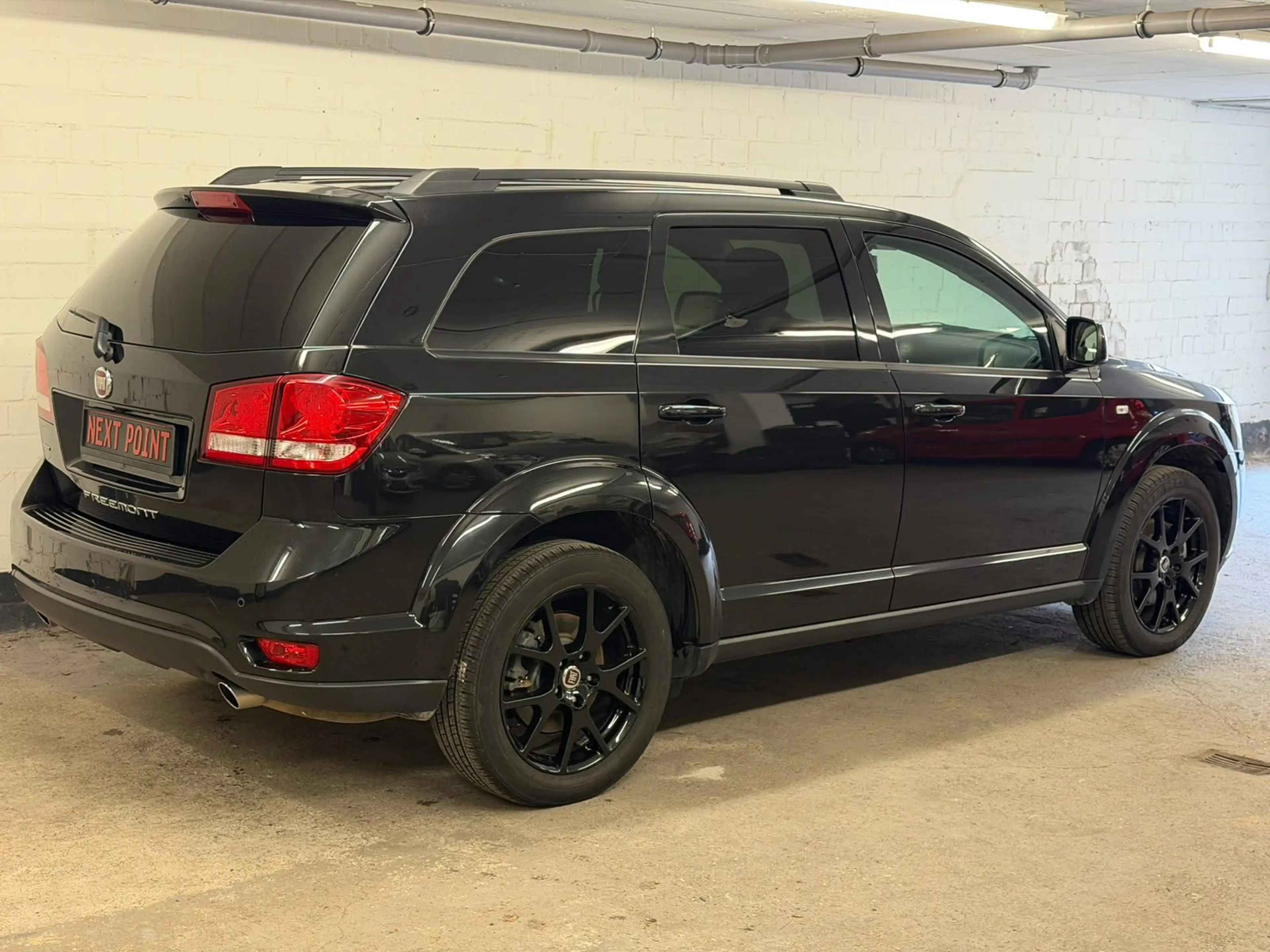 Fiat Freemont Black Code AWD, 1. Hand, 280 PS, V6 — photo 4