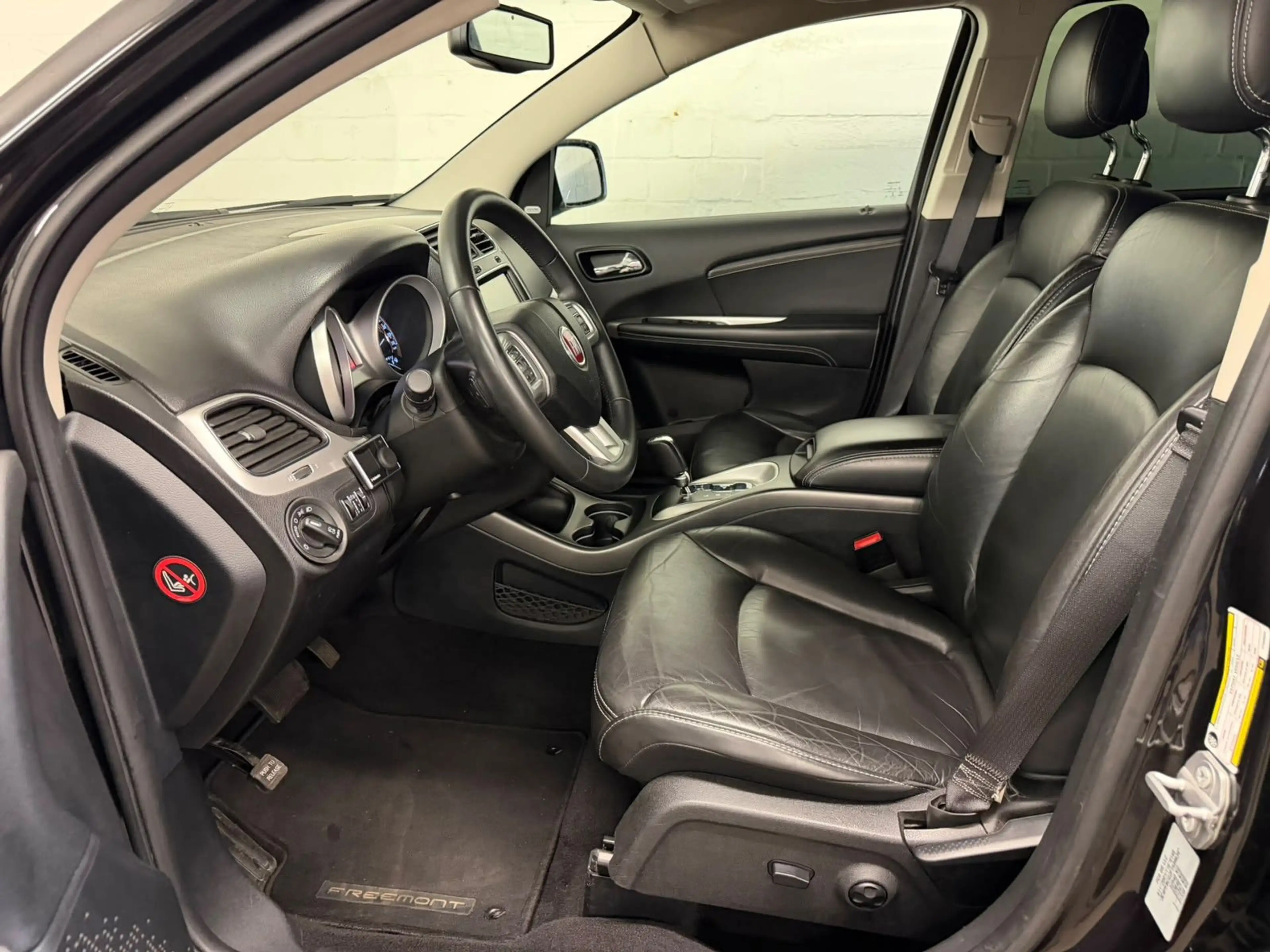 Fiat Freemont Black Code AWD, 1. Hand, 280 PS, V6 — photo 8