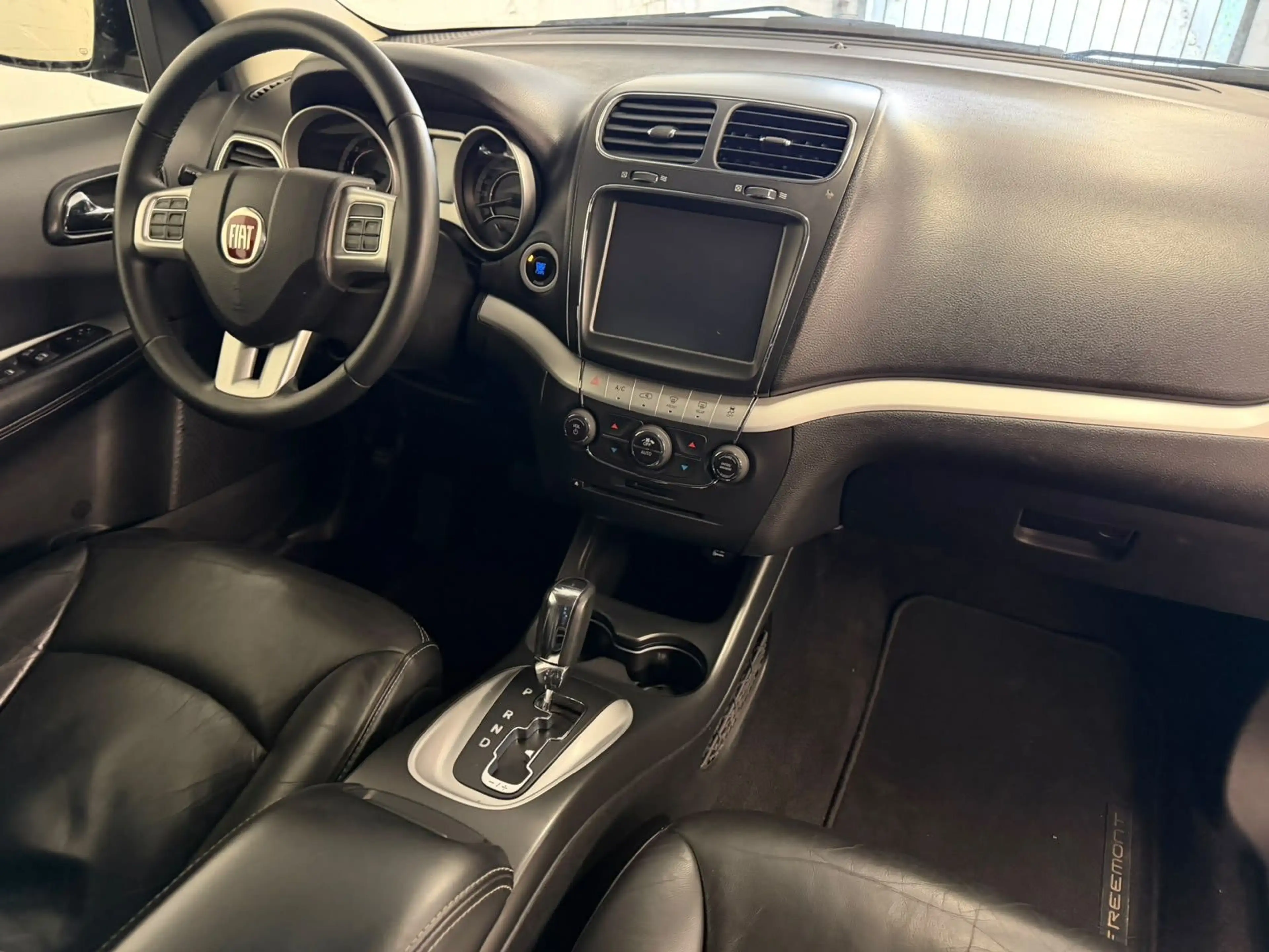 Fiat Freemont Black Code AWD, 1. Hand, 280 PS, V6 — photo 10