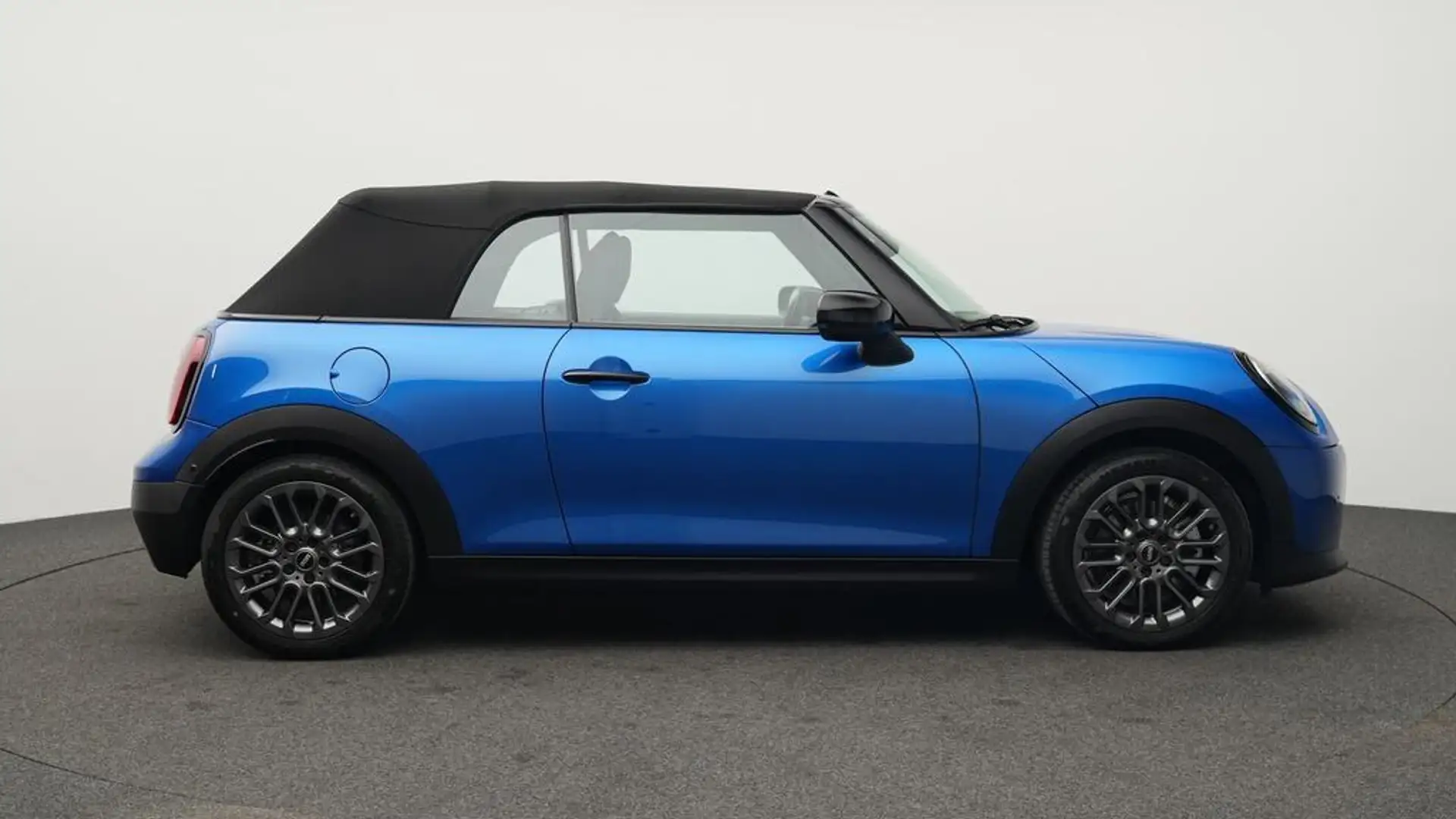MINI Cooper C Cabrio Favoured Trim Blau - 2