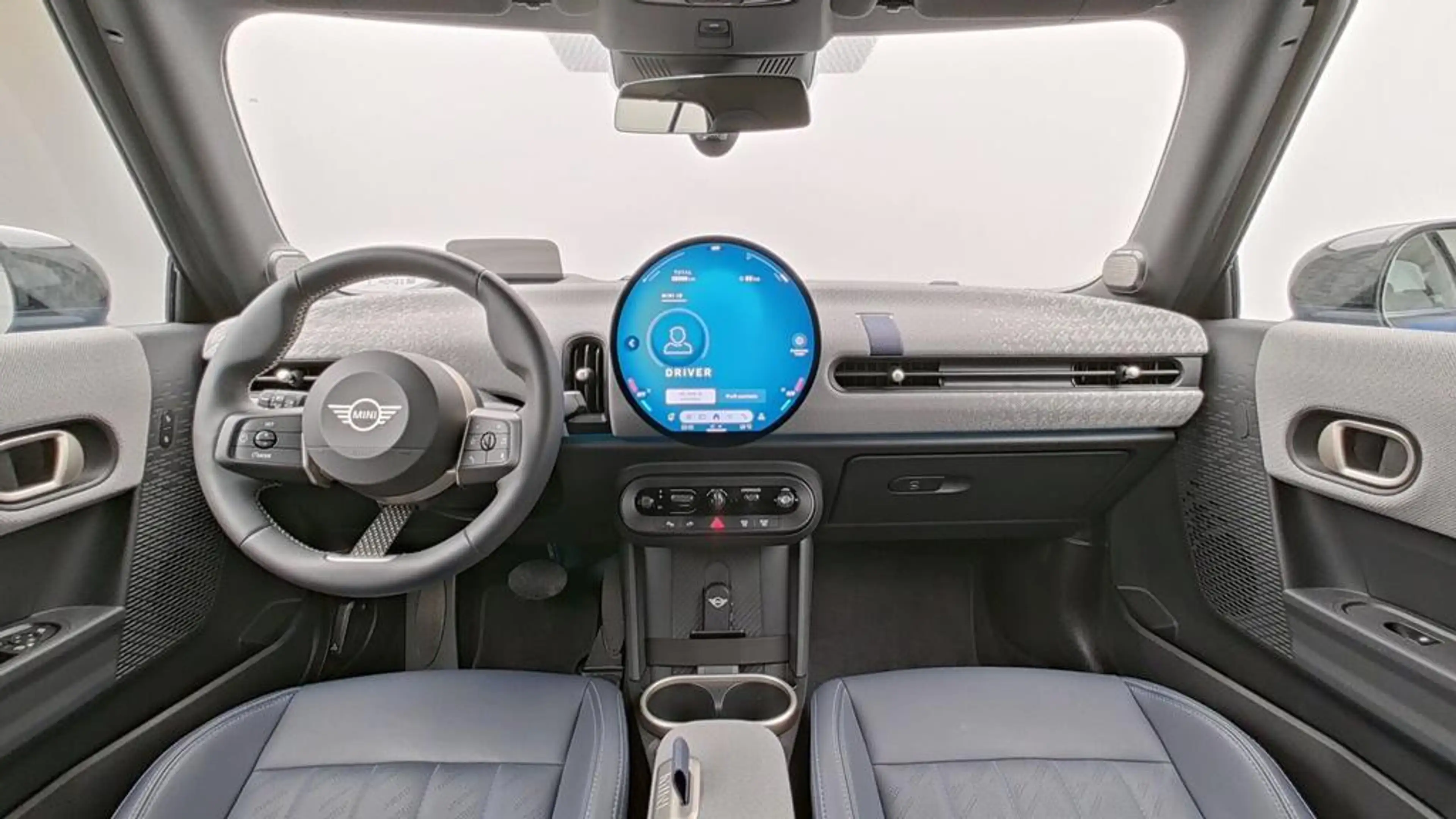 MINI Cooper C Cabrio Favoured Trim — photo 13