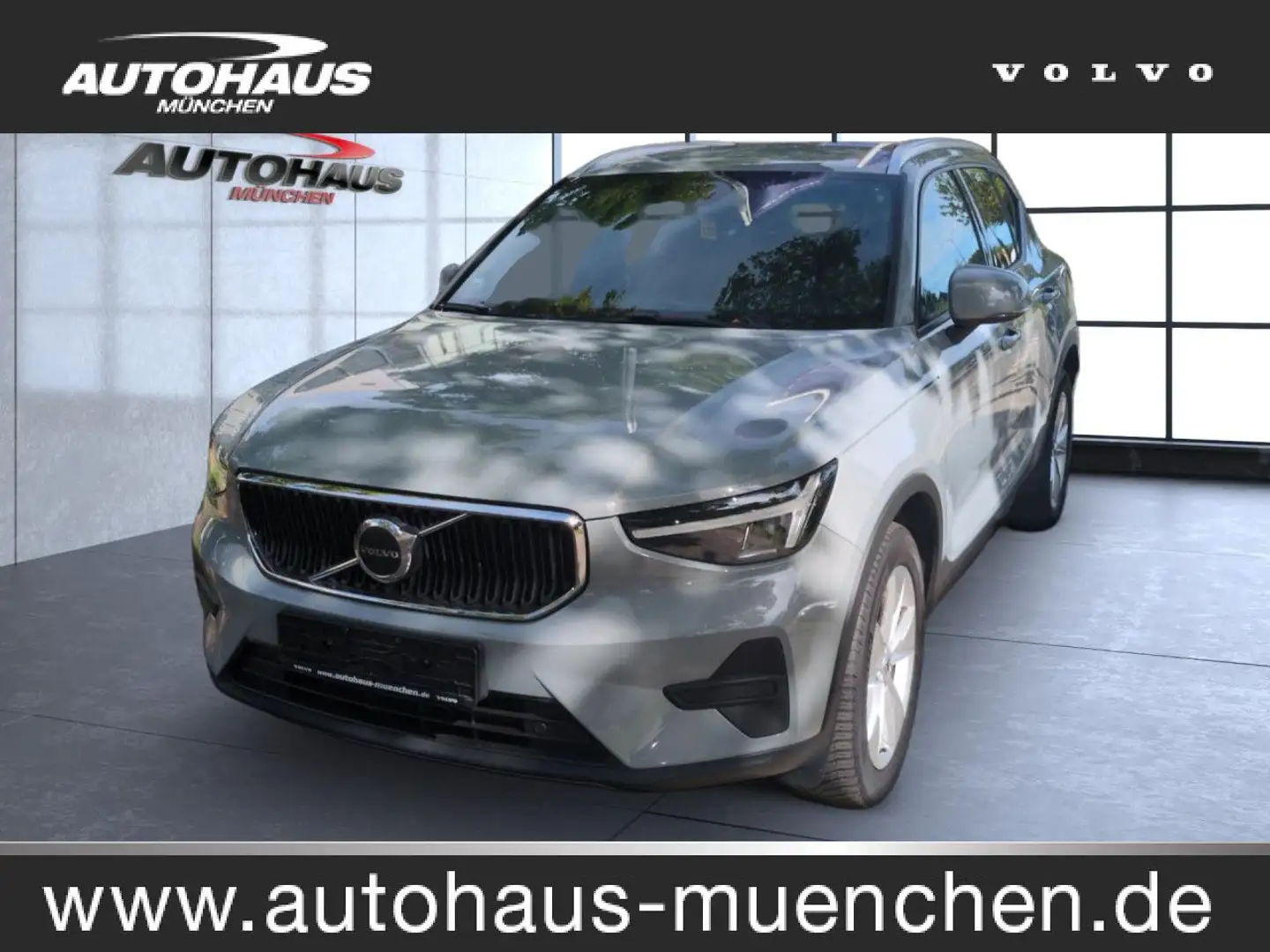 Volvo XC40 XC 40 Core 2WD Bluetooth Navi LED Klima Grau - 1