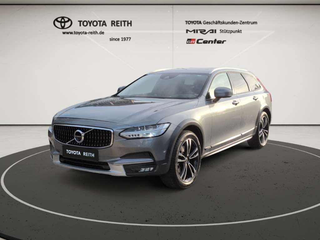 2017 Volvo V90