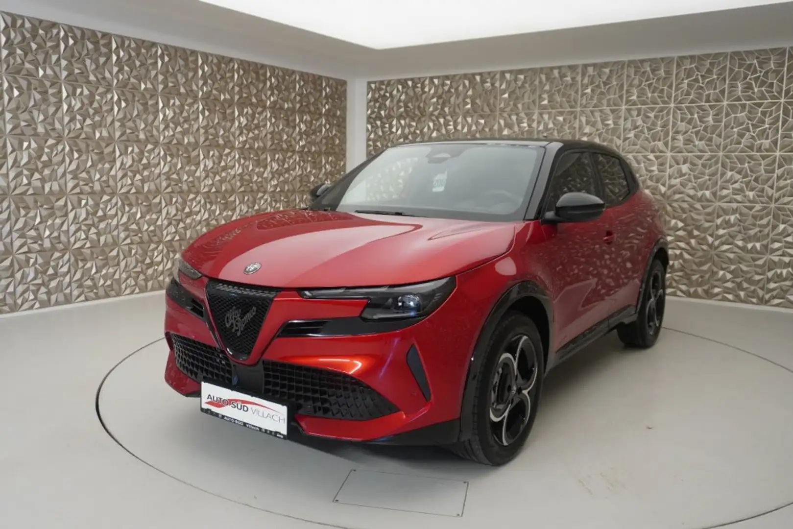 Alfa Romeo Junior IBRIDA 1.2 145CV MHEV Rot - 2