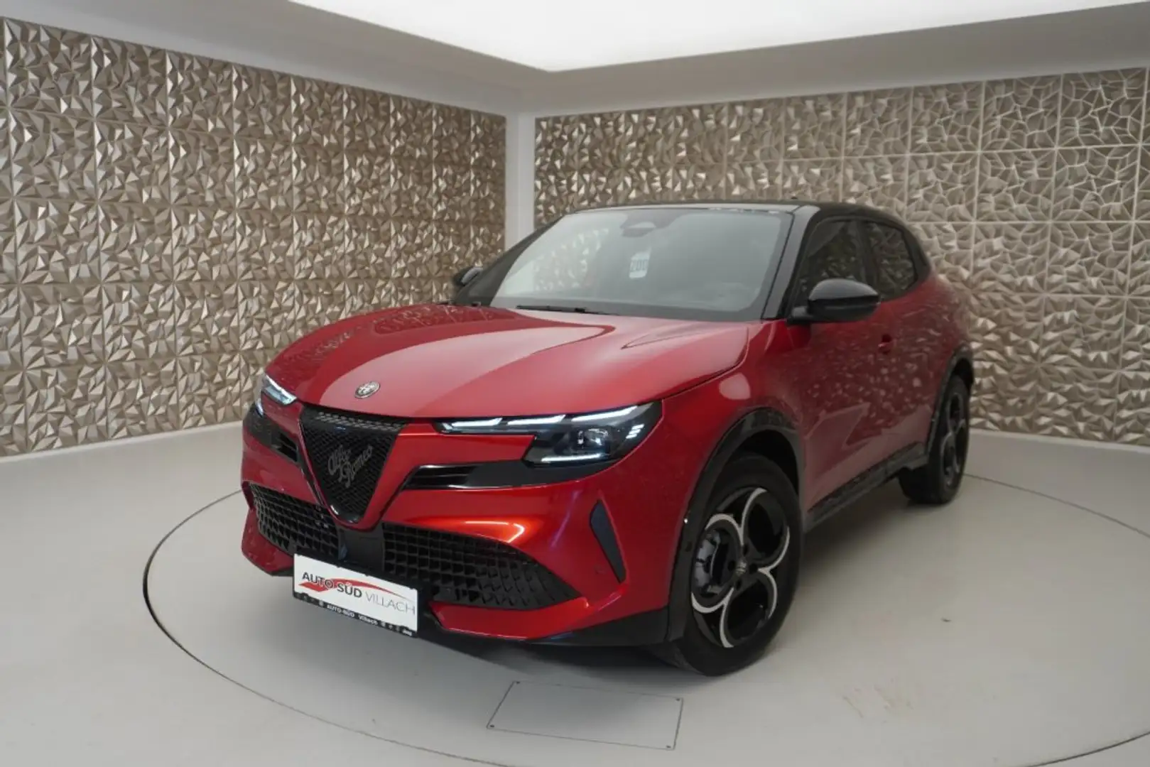 Alfa Romeo Junior IBRIDA 1.2 145CV MHEV Rot - 1