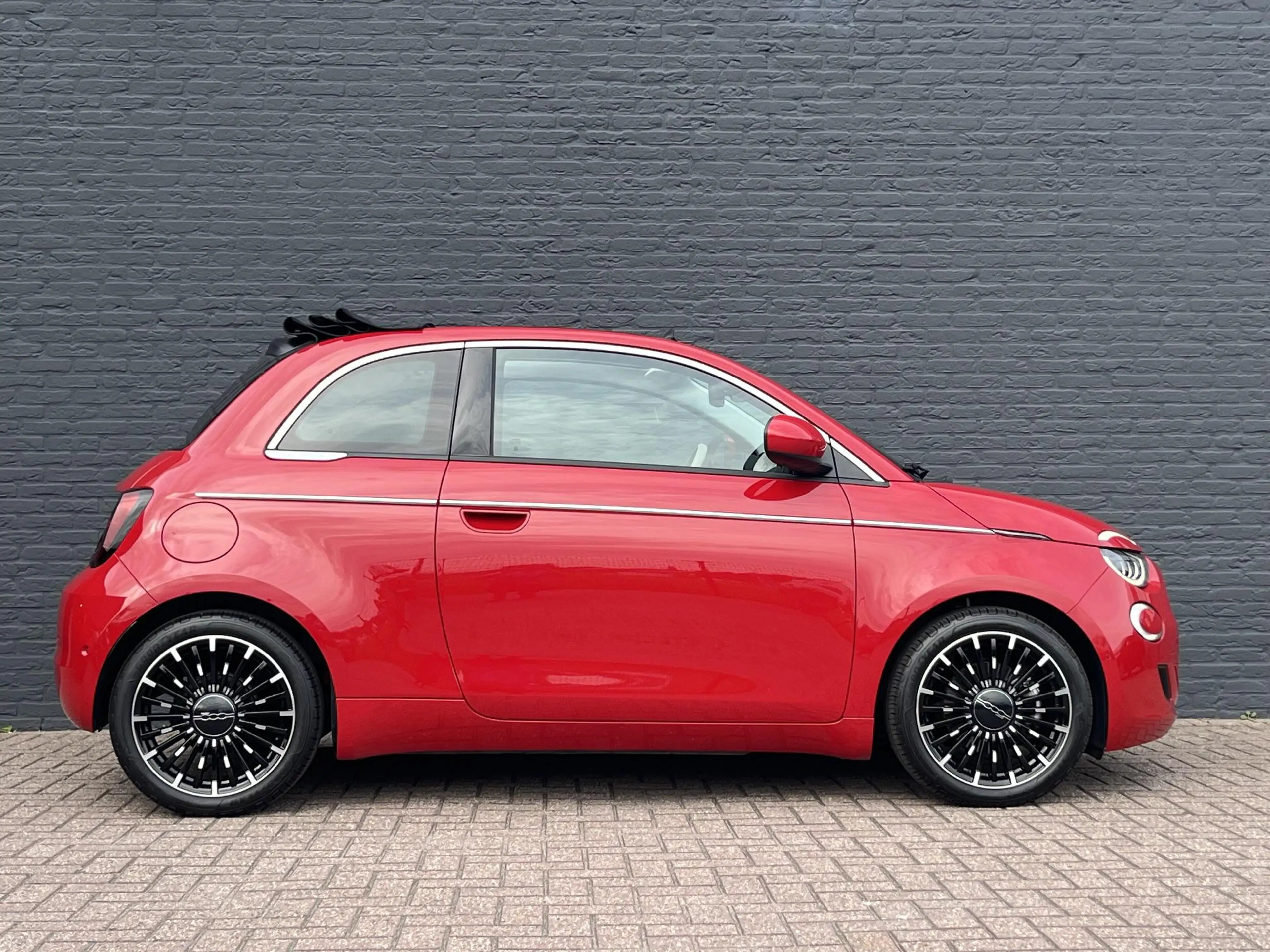 Fiat 500C La Prima 42 kWh SOH 95,6% | Stoelverwarming | Cabr — photo 6