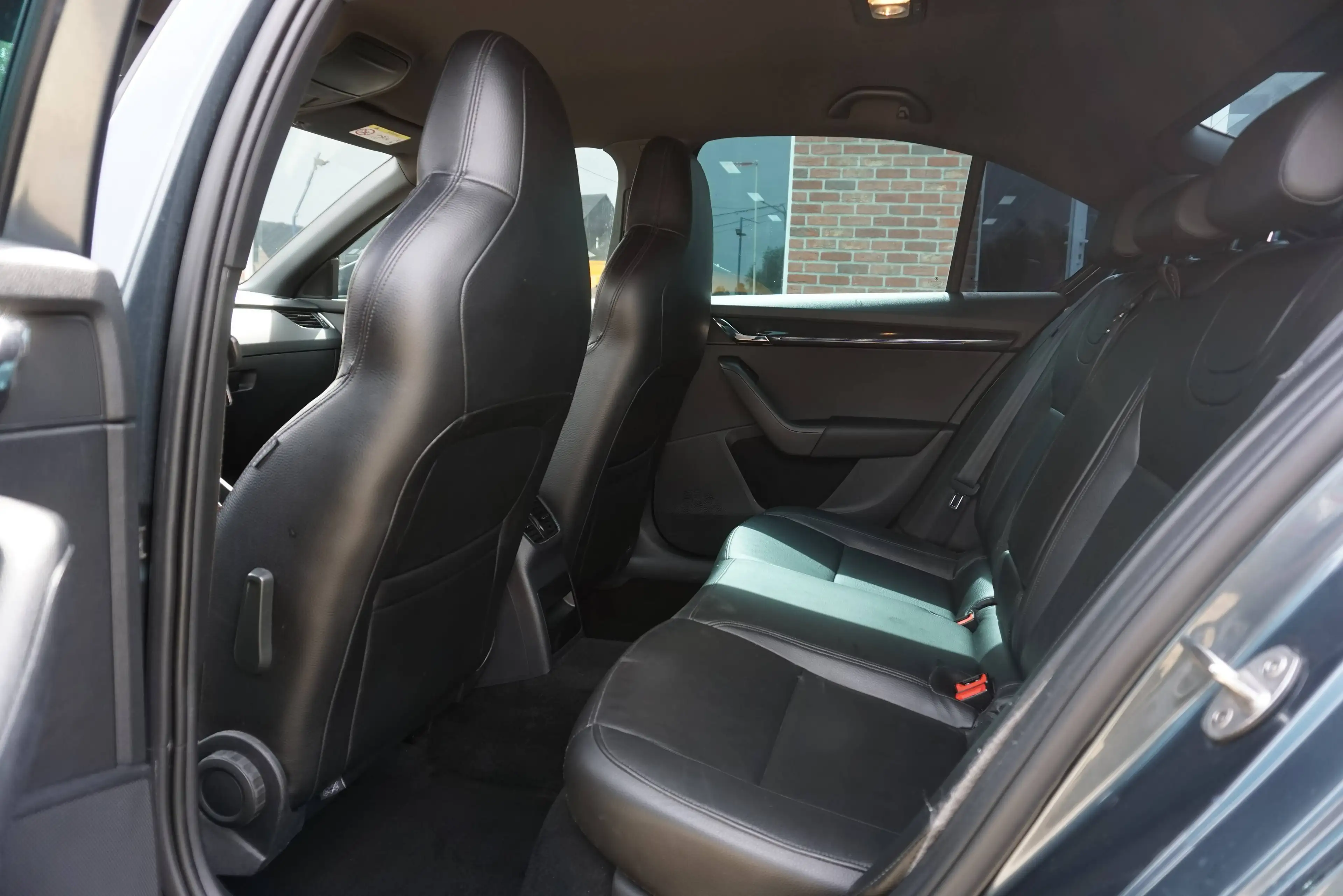 Skoda Octavia RS 2.0 TFSI RS230 DSG7 BI-XENON CAMERA PDC CARNET COMPLET EUR6 — photo 10