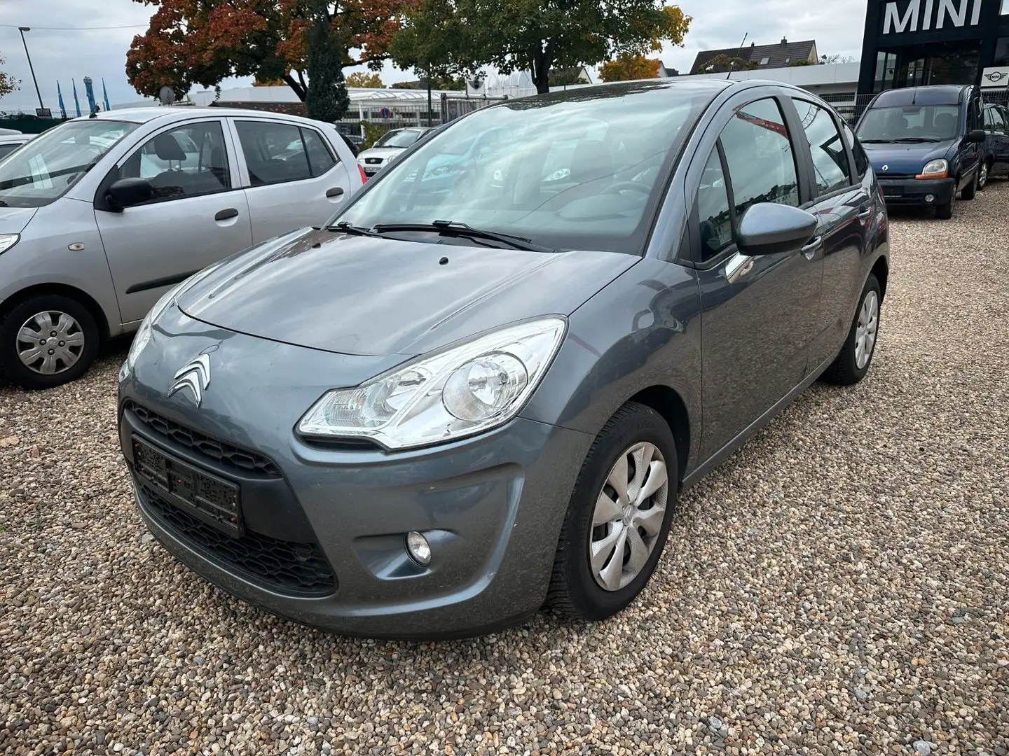 Citroen C3 VTi 95 Exclusive Grau - 1