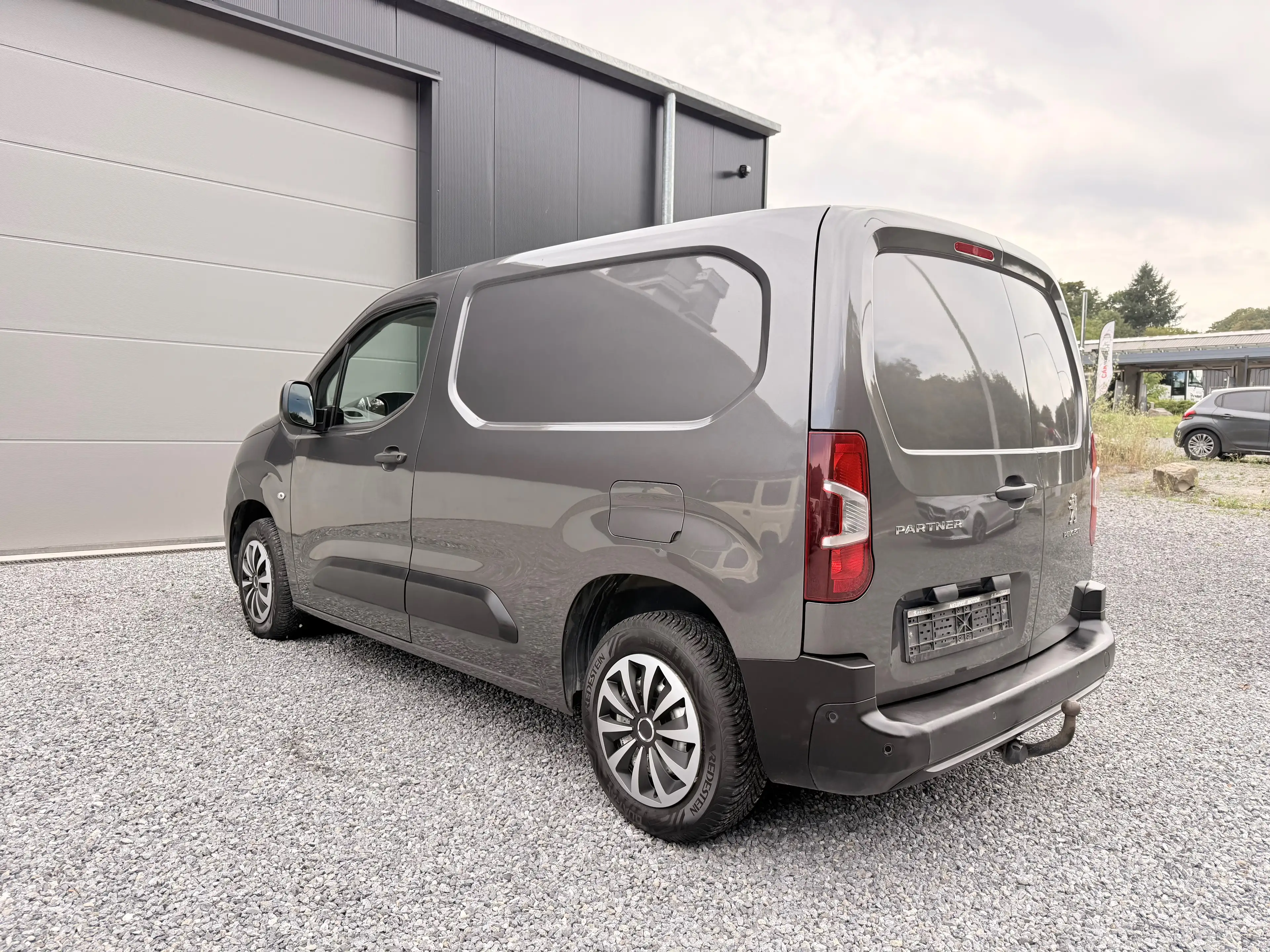 Peugeot Partner 1.5 BlueHDi L1 STD Light Prem. S/S(EU6.2 — photo 2