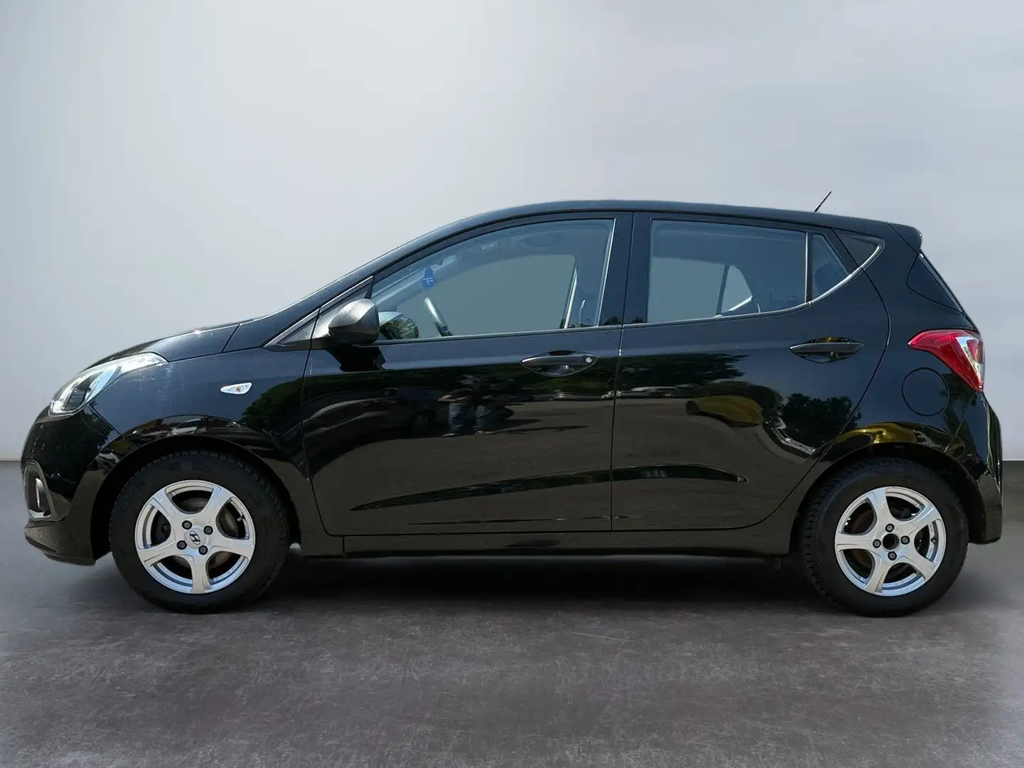 Hyundai i10 Classic Schwarz - 2