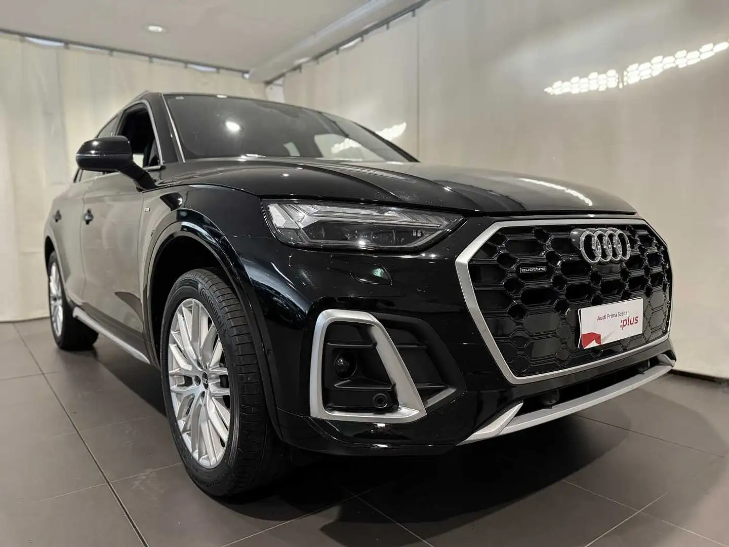 Audi Q5 2ª serie 40 TDI 204 CV quattro S tronic S line plu Schwarz - 1