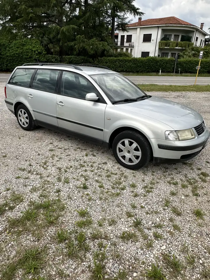 Volkswagen Passat 1.8, foto 2
