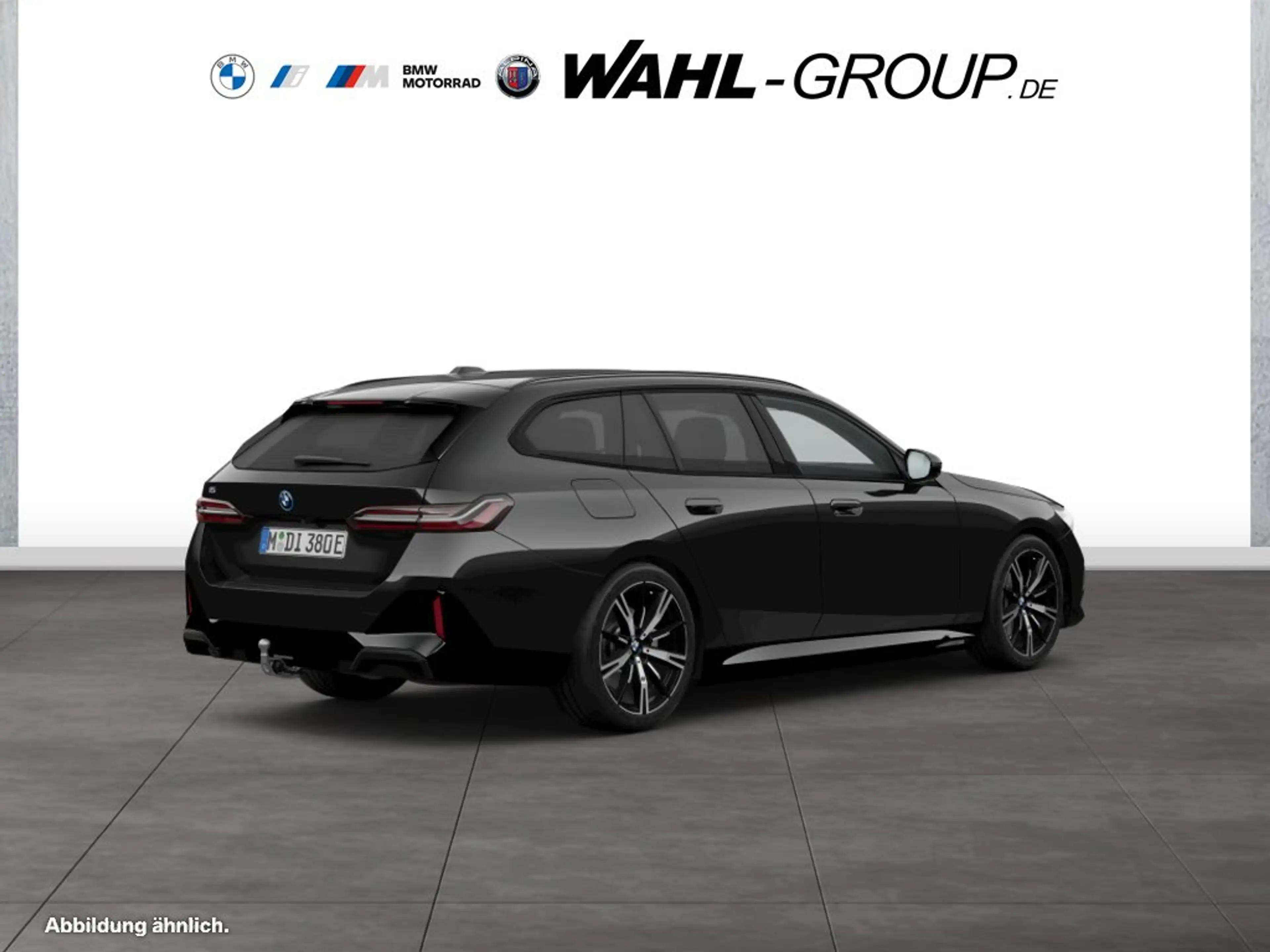 BMW i5 eDrive40 Touring — photo 3