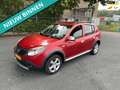 Dacia Sandero 1.6 Stepway LEUKE AUTO ZO WEG PRIJSJE Rood - thumbnail 1