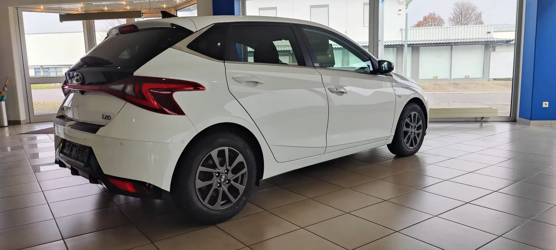 Hyundai i20 i20 1.0 T-GDI 48V-Hybrid Prime Weiß - 2