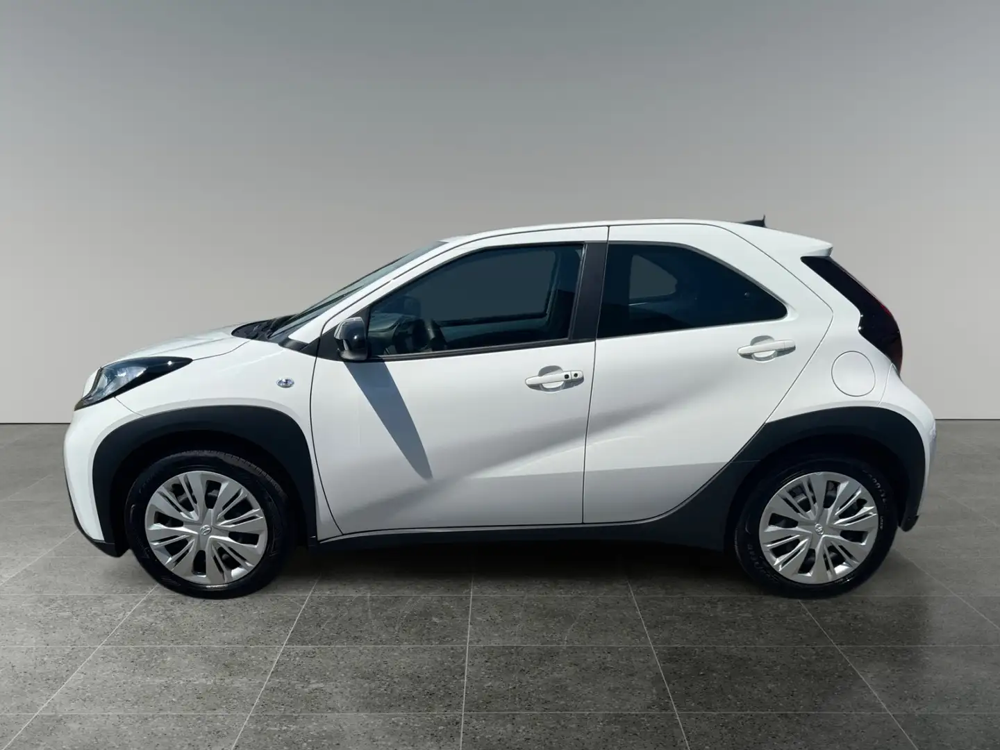 Toyota Aygo X 1,0 l Play Blanc - 2