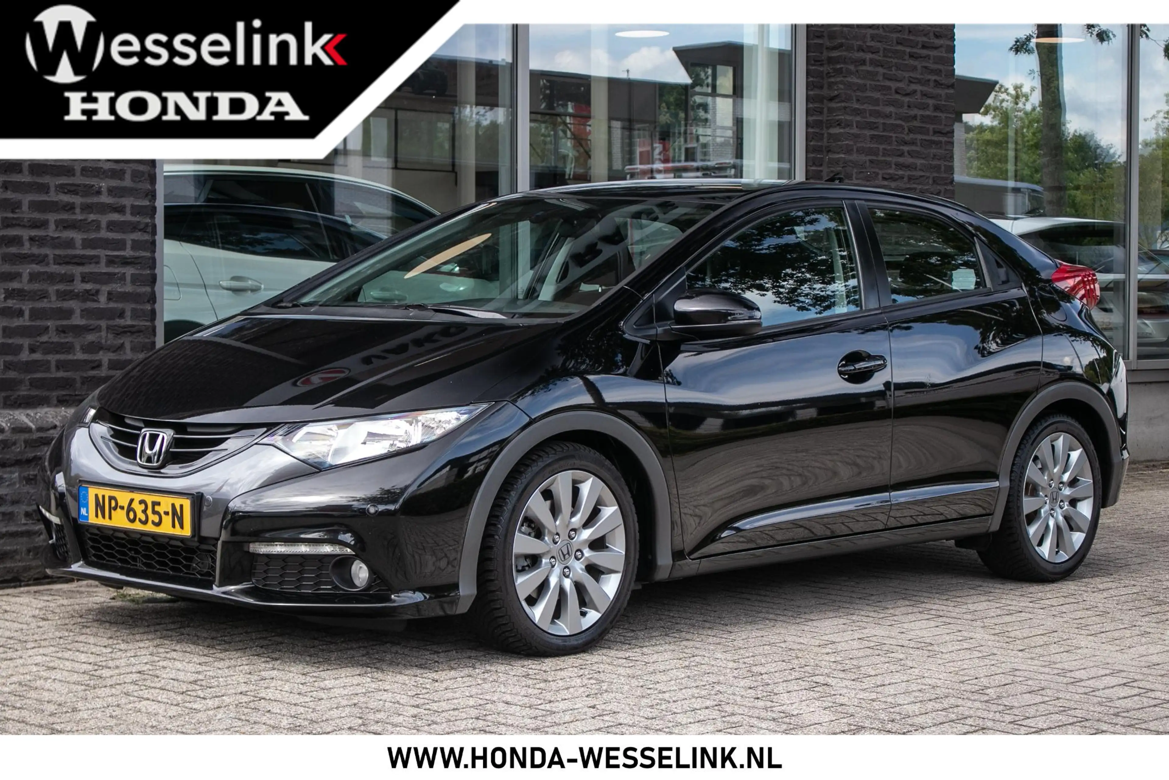 Honda Civic 1.4 Sport | Dealer onderhouden | Camera | 17" LMV