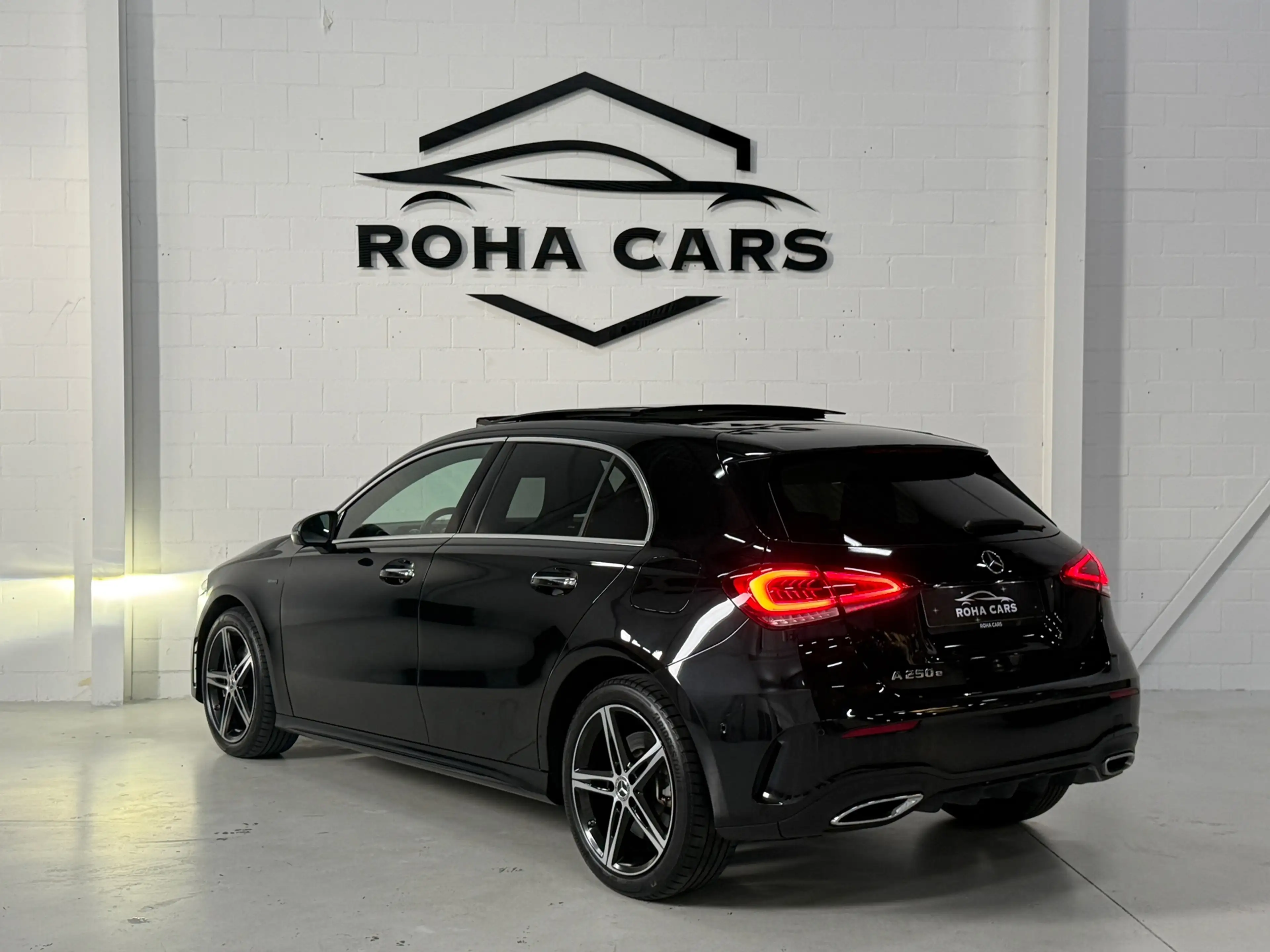 Mercedes-Benz A 250 e Premium Plus AMG-Line*BOMVOL* — photo 4