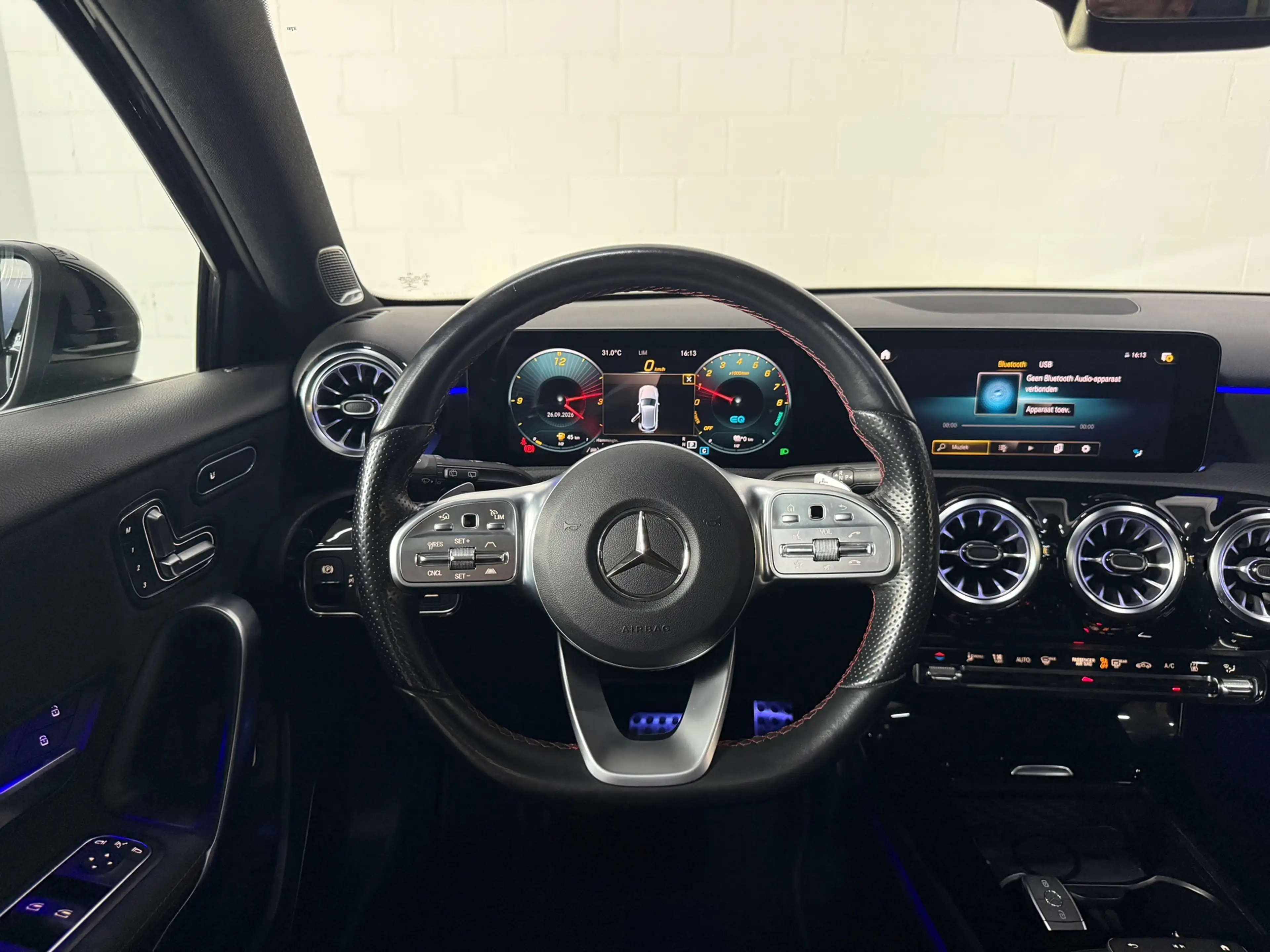 Mercedes-Benz A 250 e Premium Plus AMG-Line*BOMVOL* — photo 14