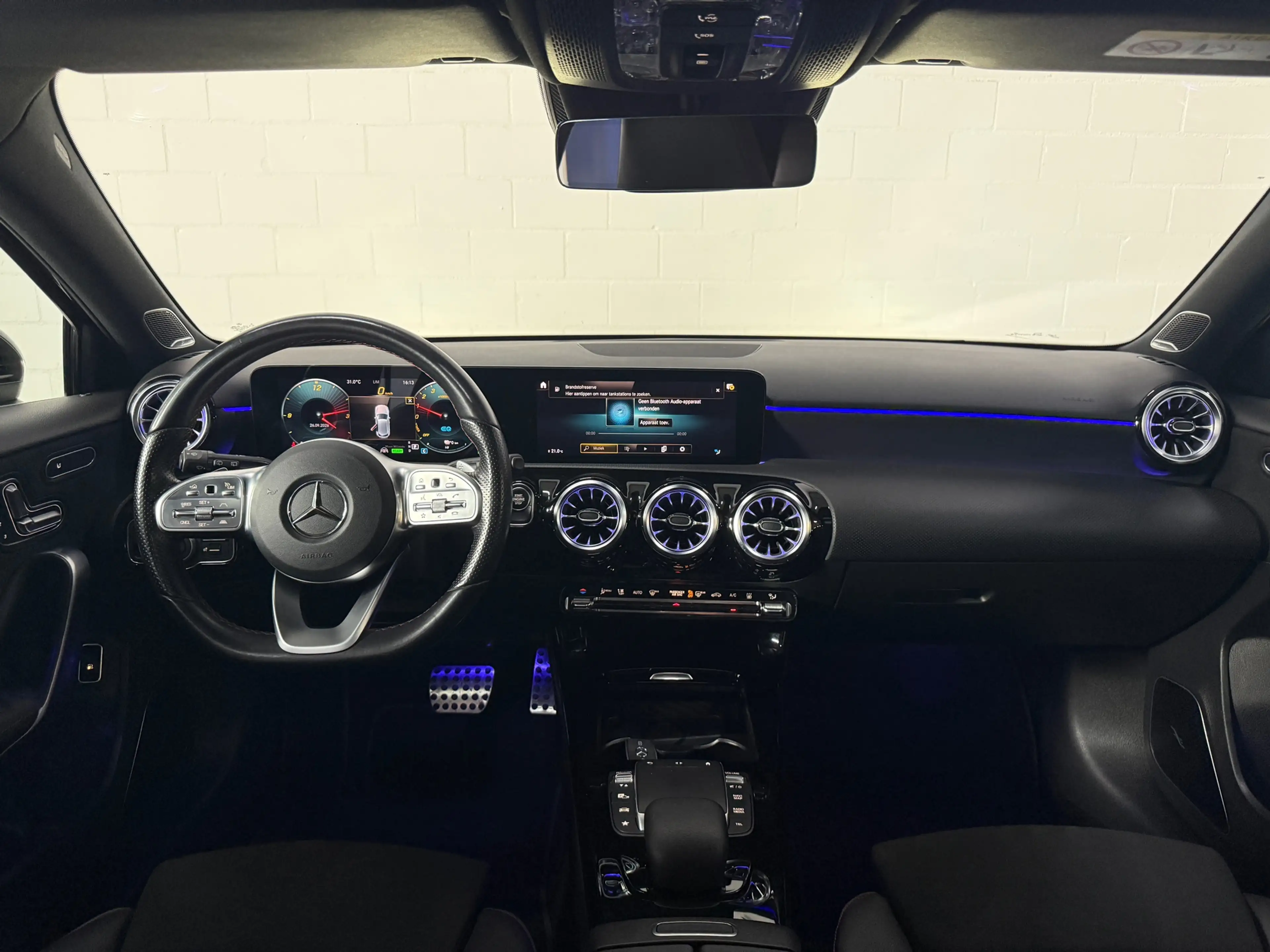 Mercedes-Benz A 250 e Premium Plus AMG-Line*BOMVOL* — photo 13