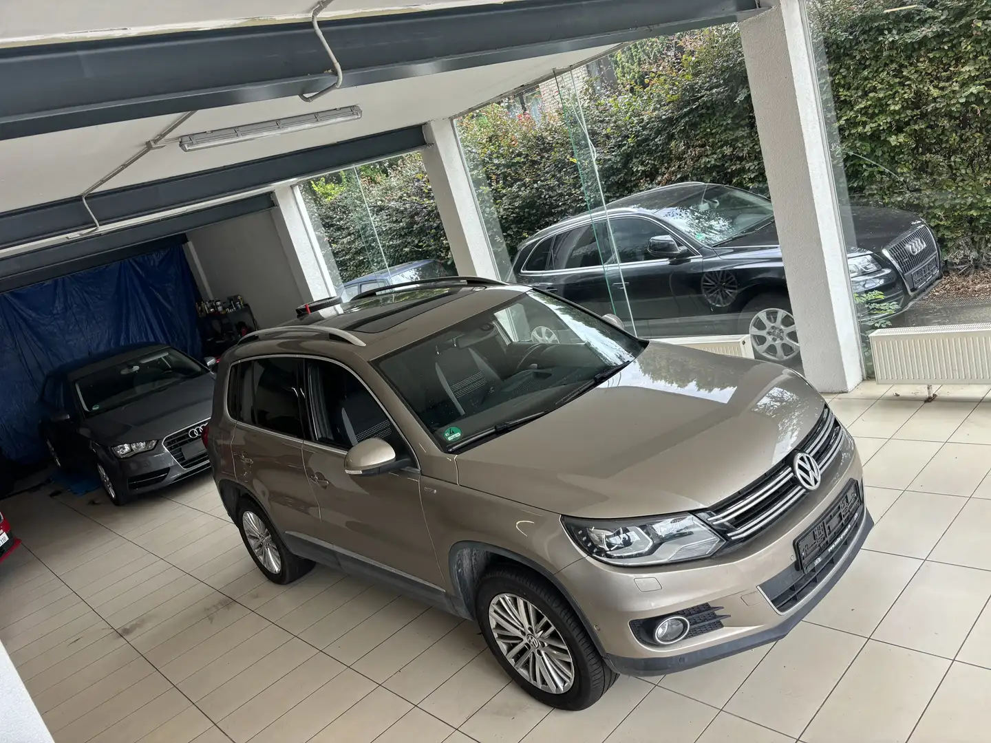 Volkswagen Tiguan 1.4TSI 160CV*TOIT OUVRANT*XENON*GARANTIE 12MOIS* Beige - 1