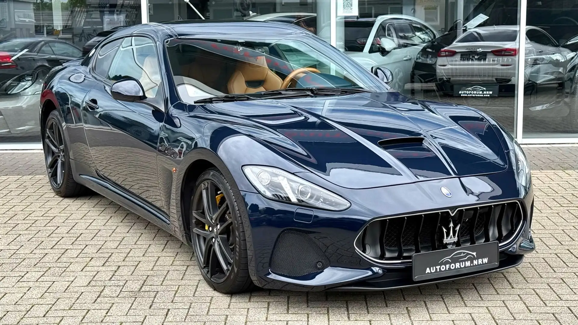 Maserati GranTurismo MC 4.7 V8 - 1. Hand - Blau - 1