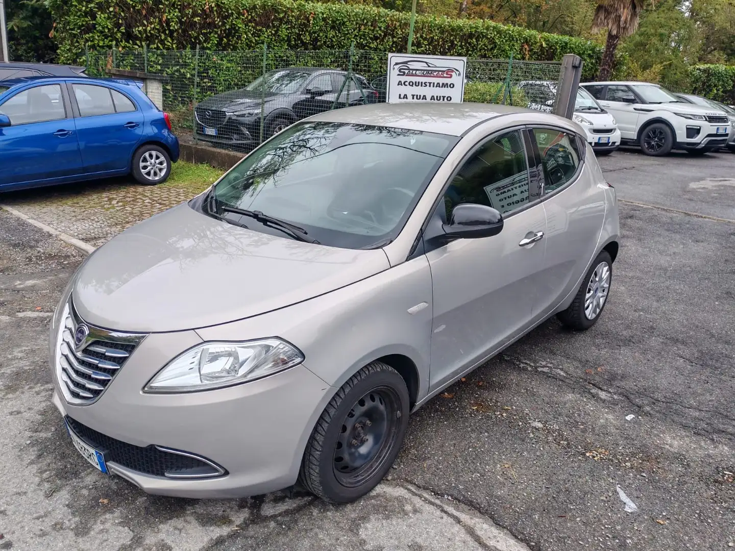 Lancia Ypsilon Ypsilon III 2011 1.3 mjt Platinum s Gris - 1