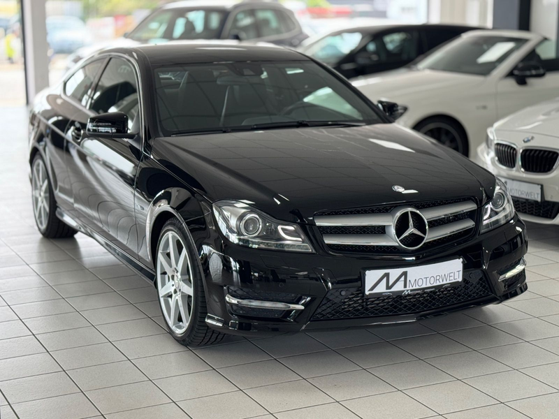 Mercedes-Benz C 250 Coupe CGI BlueEfficiency AMG Line